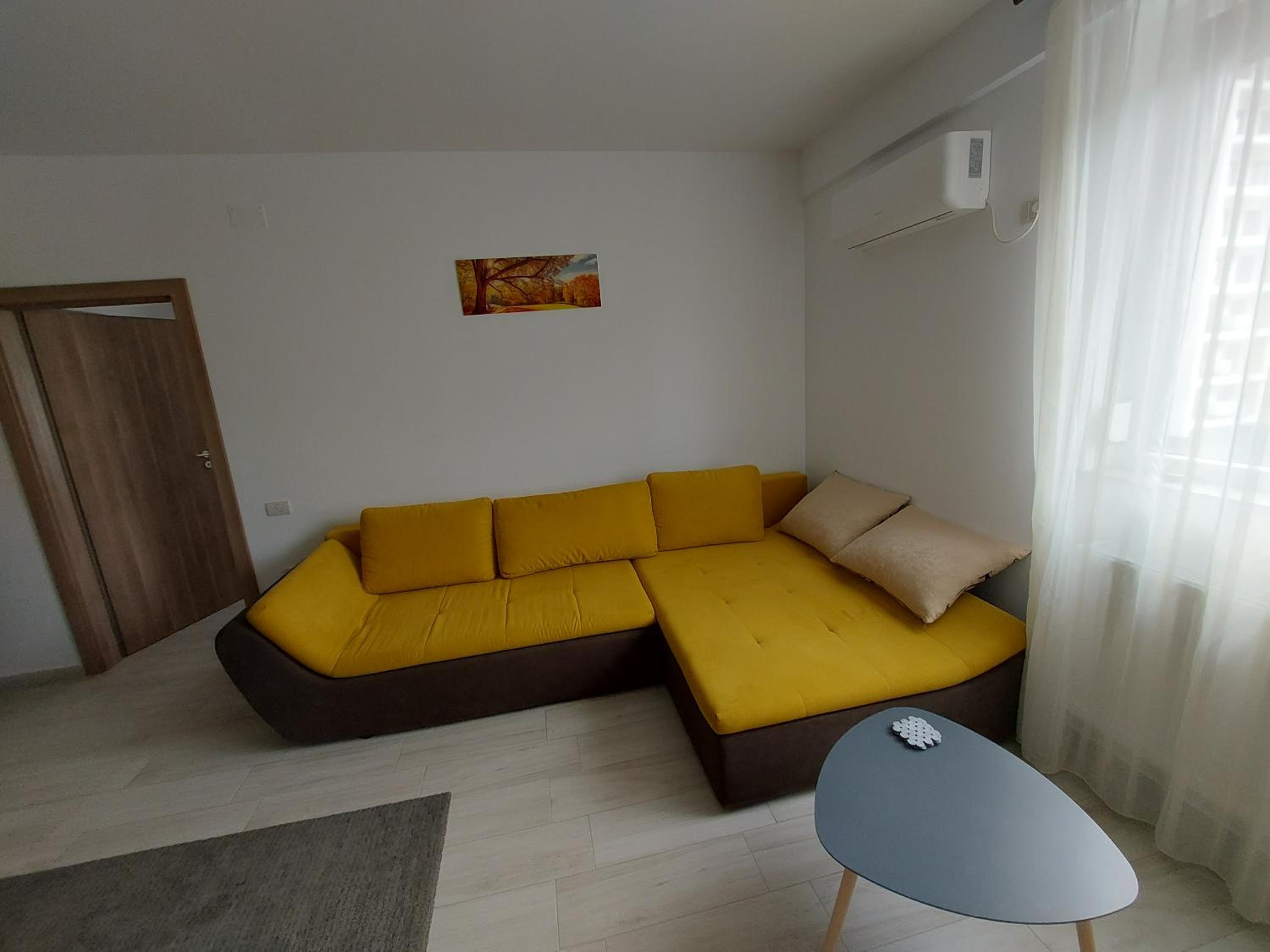 23 Valuri, 2 camere, 2 băi