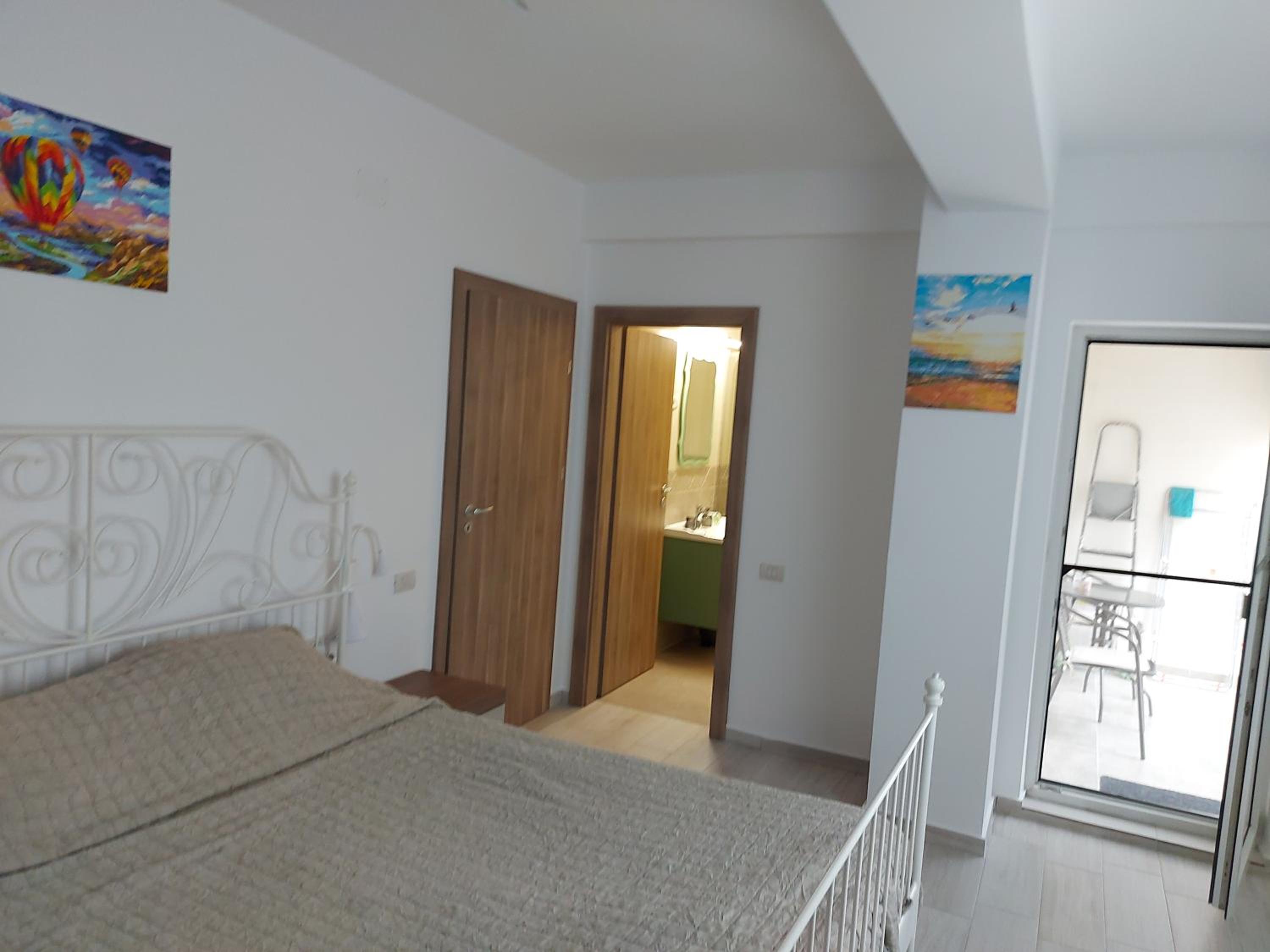 23 Valuri, 2 camere, 2 băi