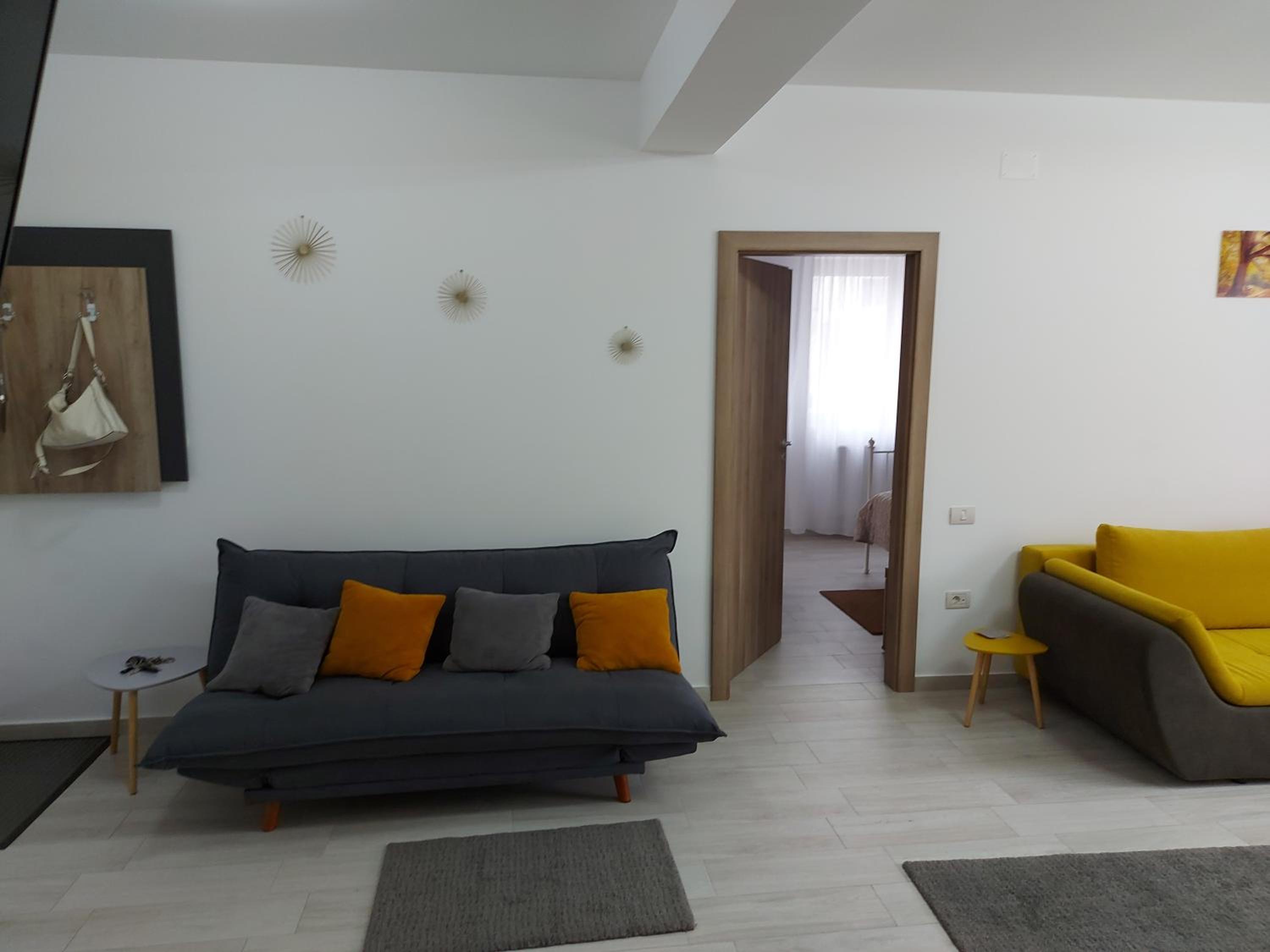 23 Valuri, 2 camere, 2 băi