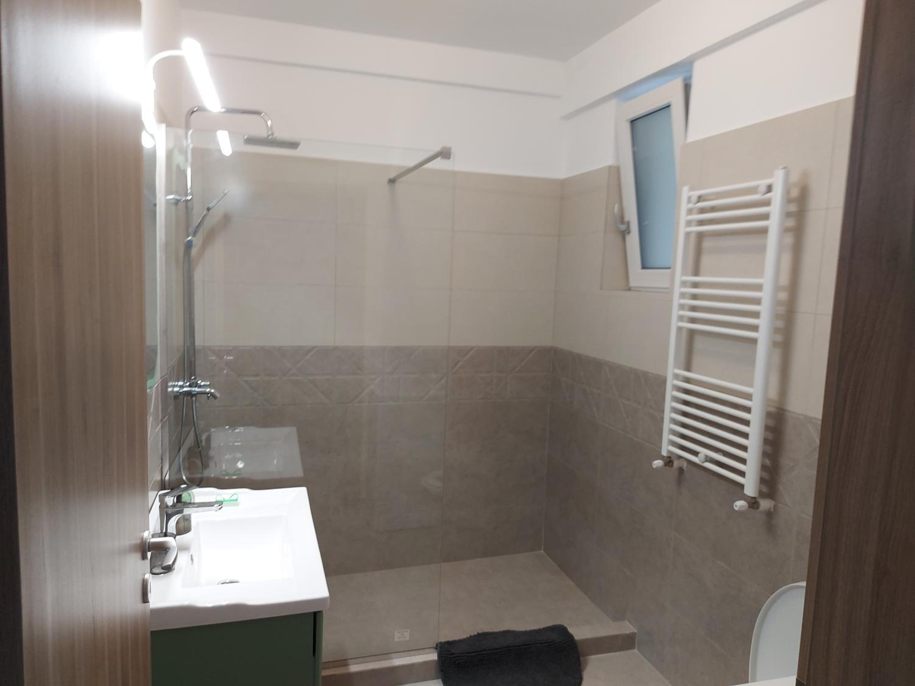 23 Valuri, 2 camere, 2 băi