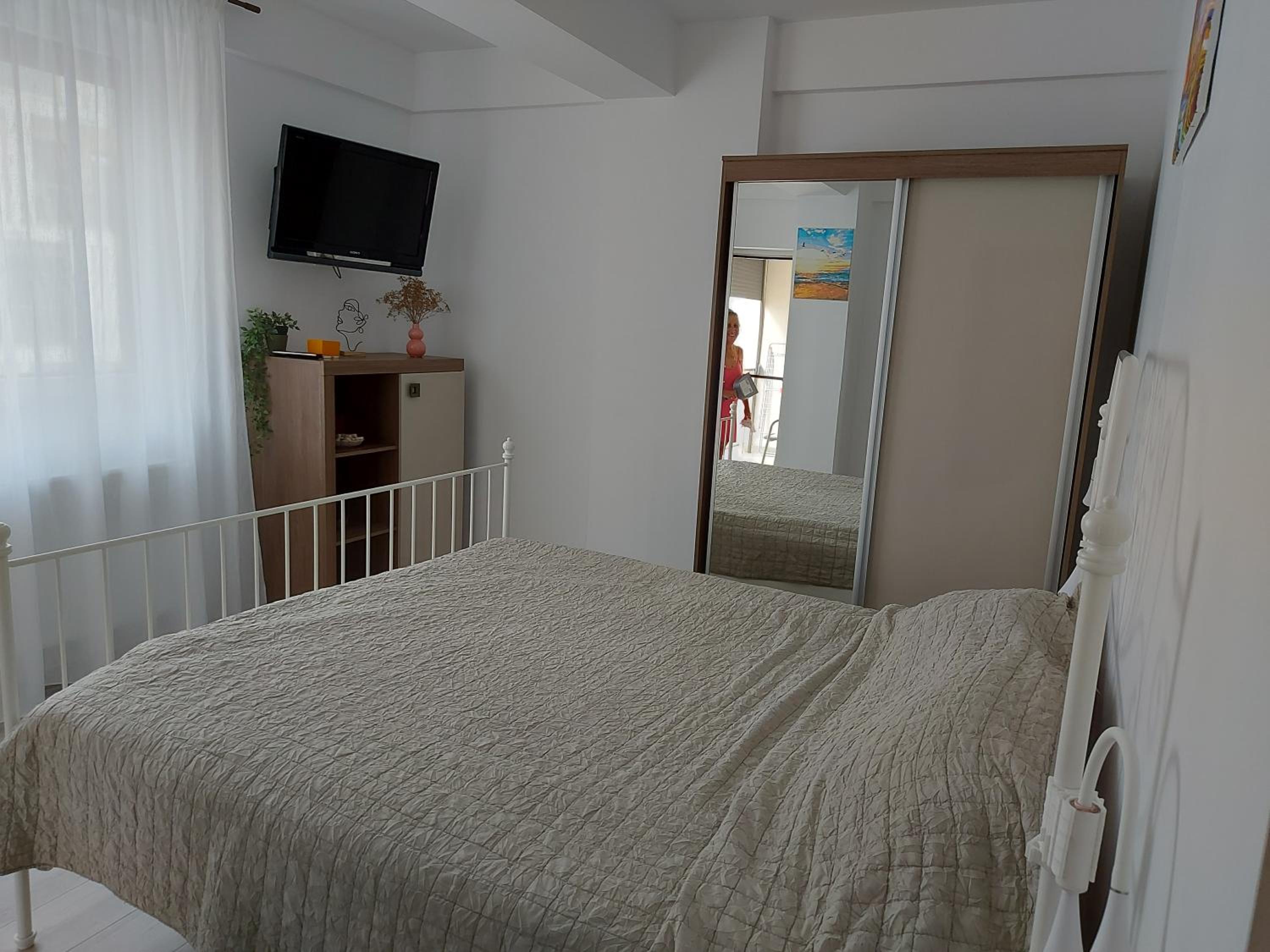 23 Valuri, 2 camere, 2 băi
