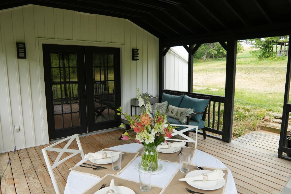 The Inn at Terra Farms view 4