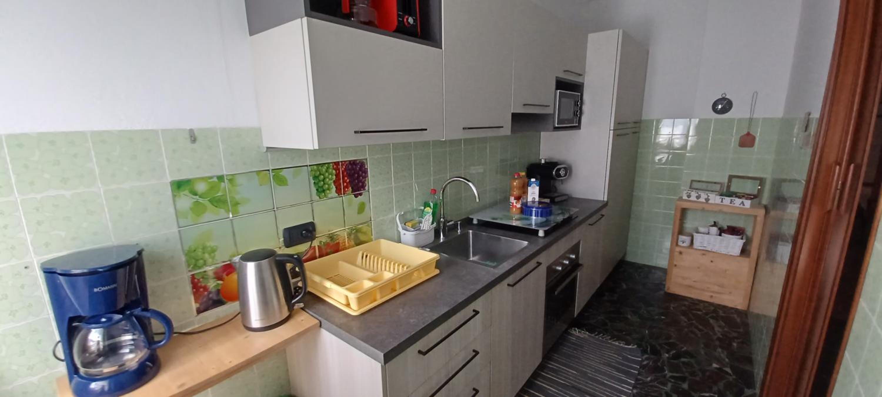 Retica Tirano garage EV Station & Biliards BBQ e private Parking view 4