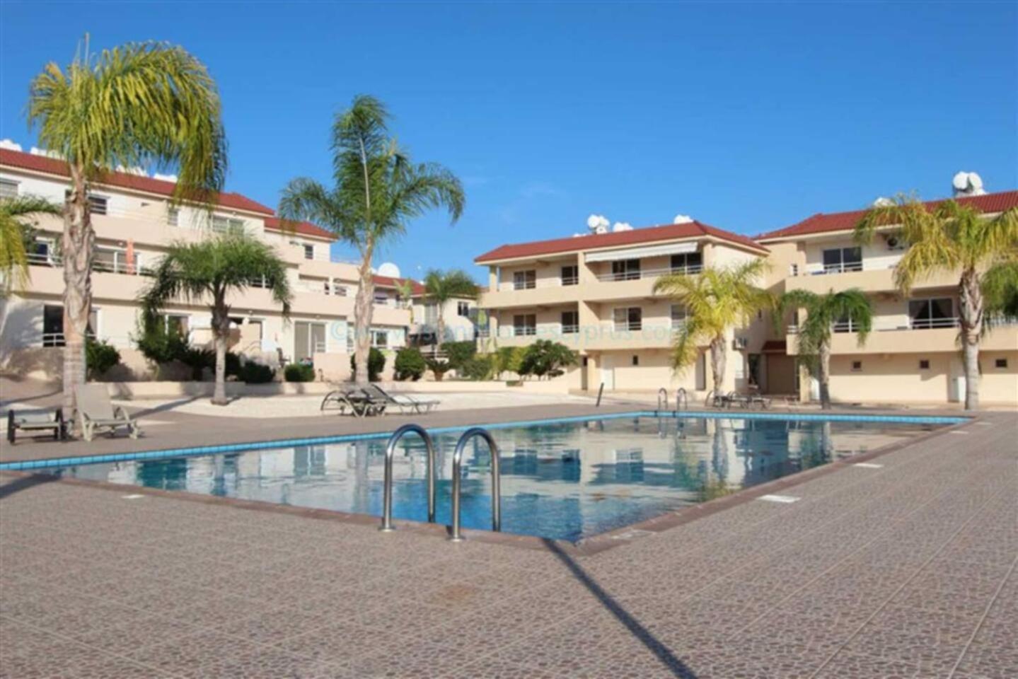 Nissi 3 Pool View Apartment