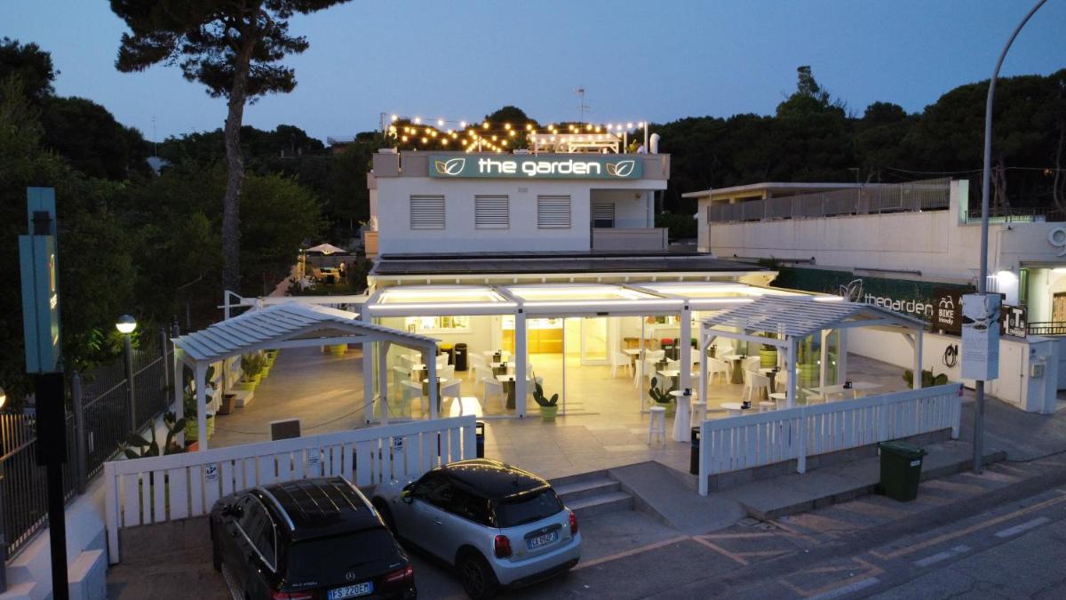 hotel building
