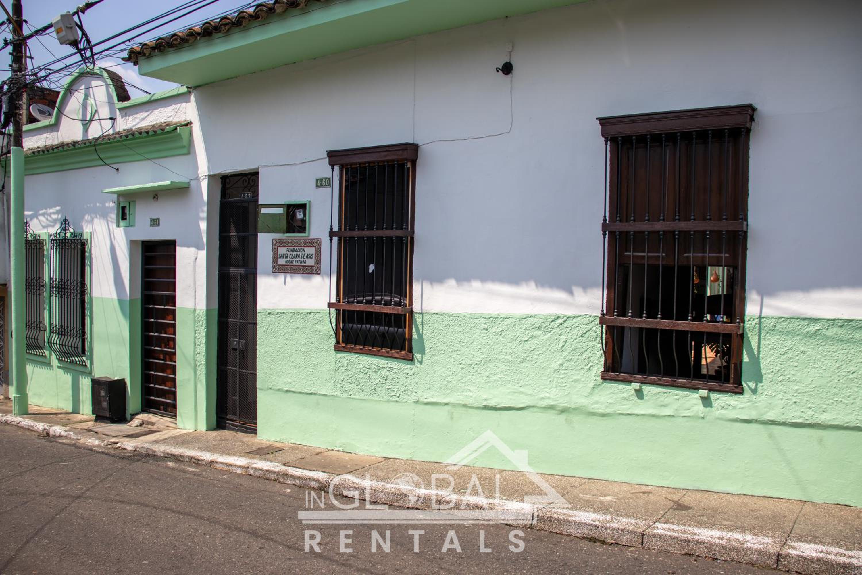 Sandalio Hostal Cali