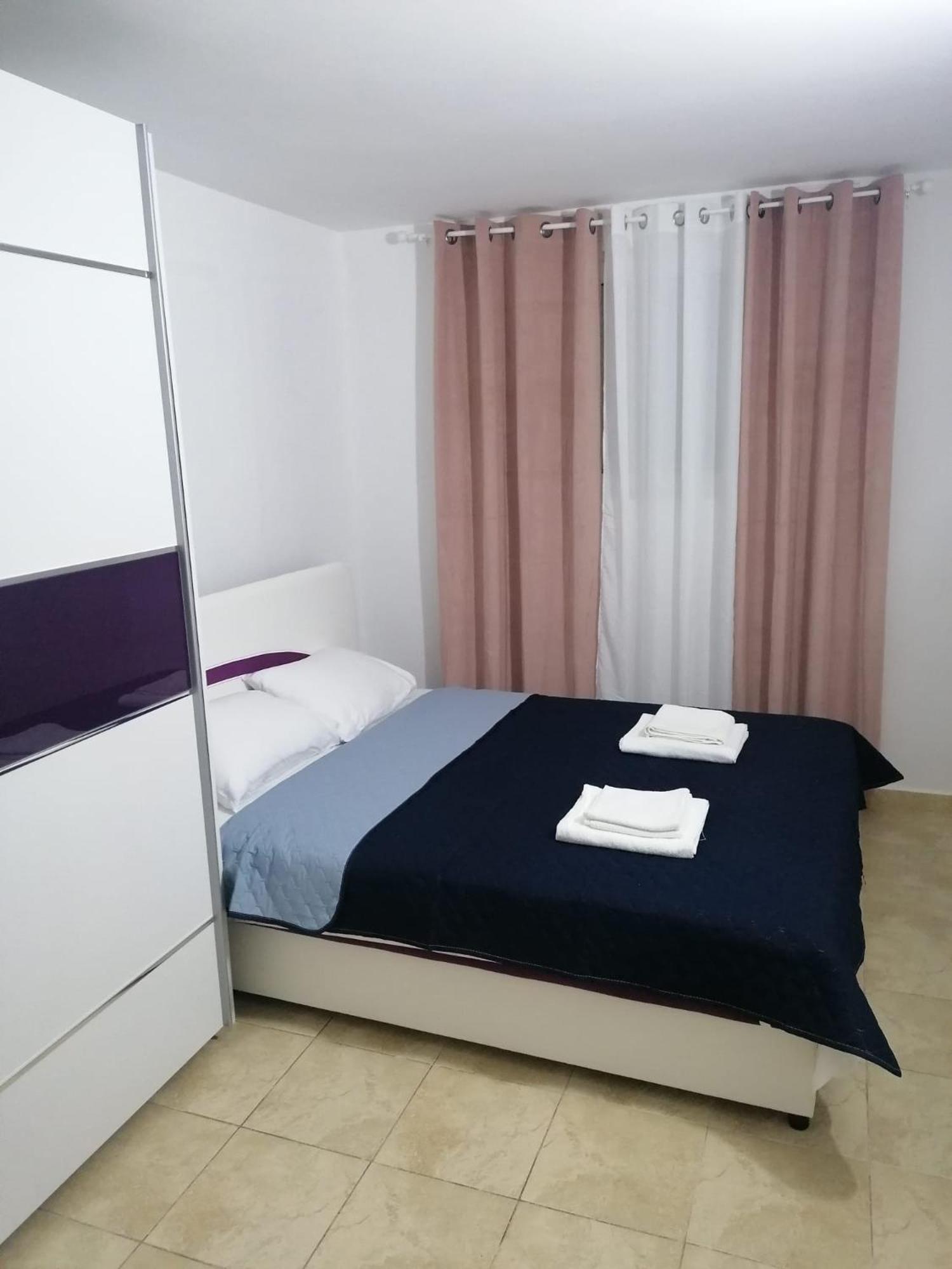Apartment Novi Central view 2