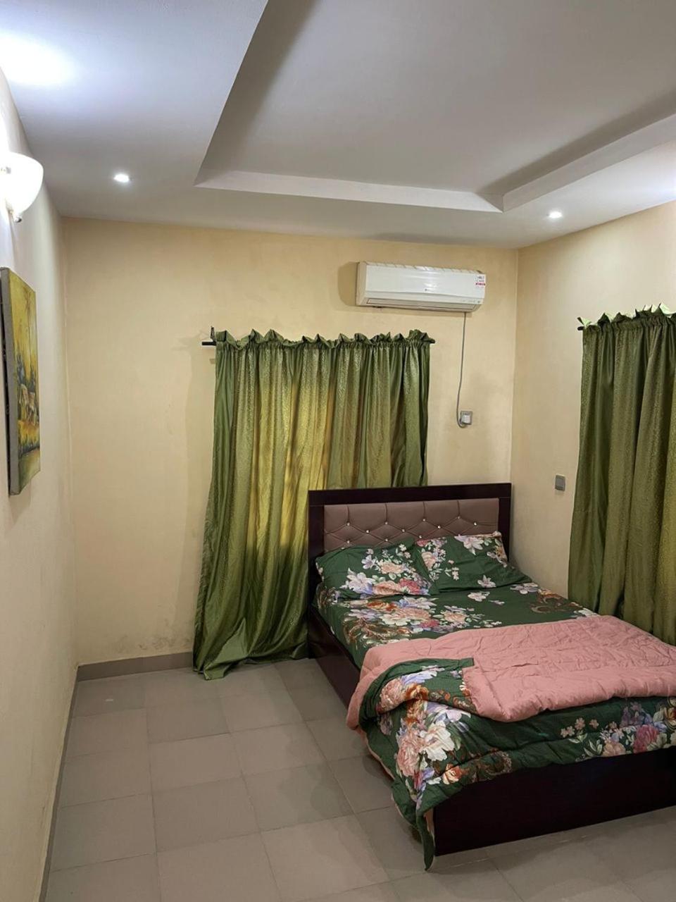 Spacious & affordable 3 bedroom view 5