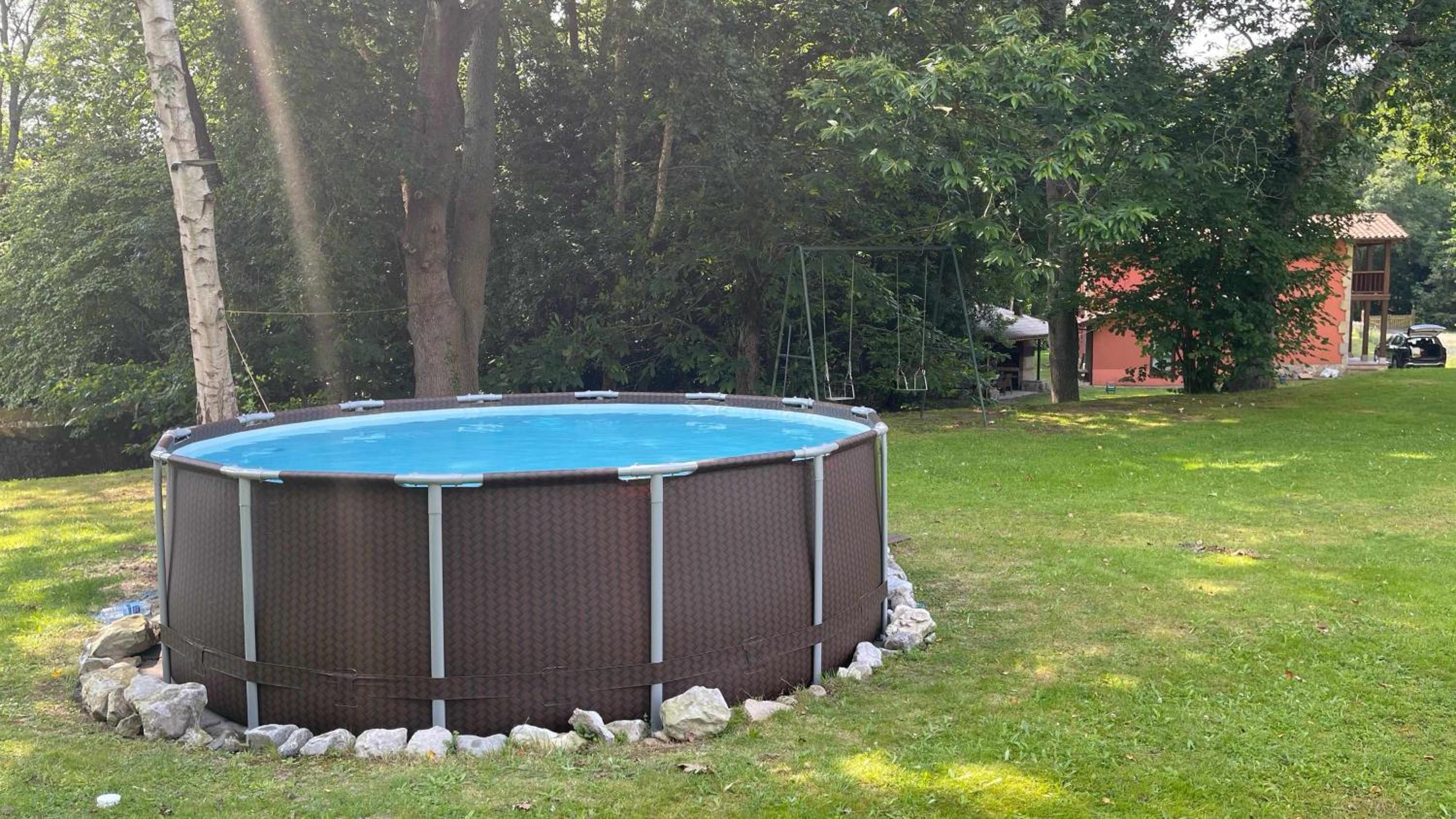 Llanes Villa con Piscina y Jardín – Las Ardillas