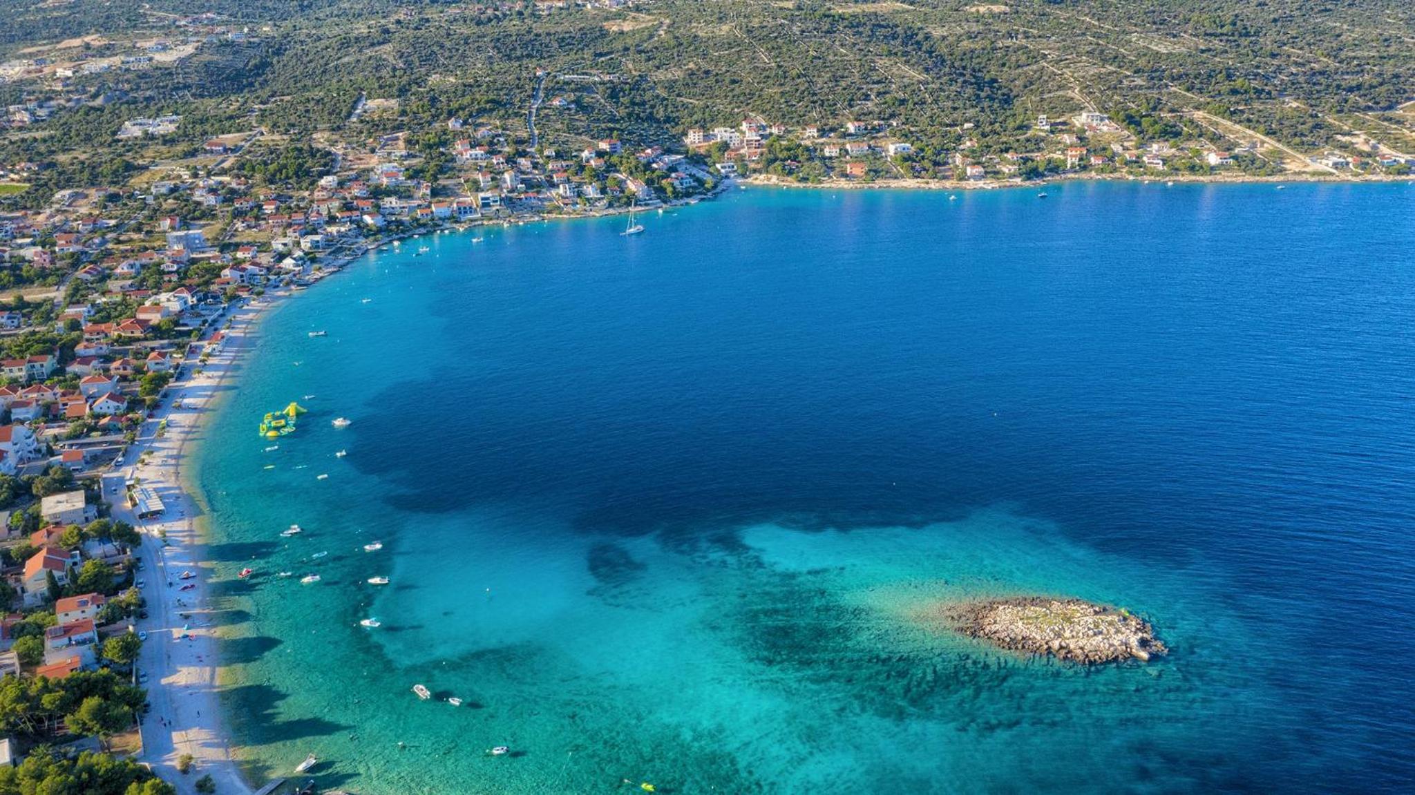 Porto Manera, summer house Sevid