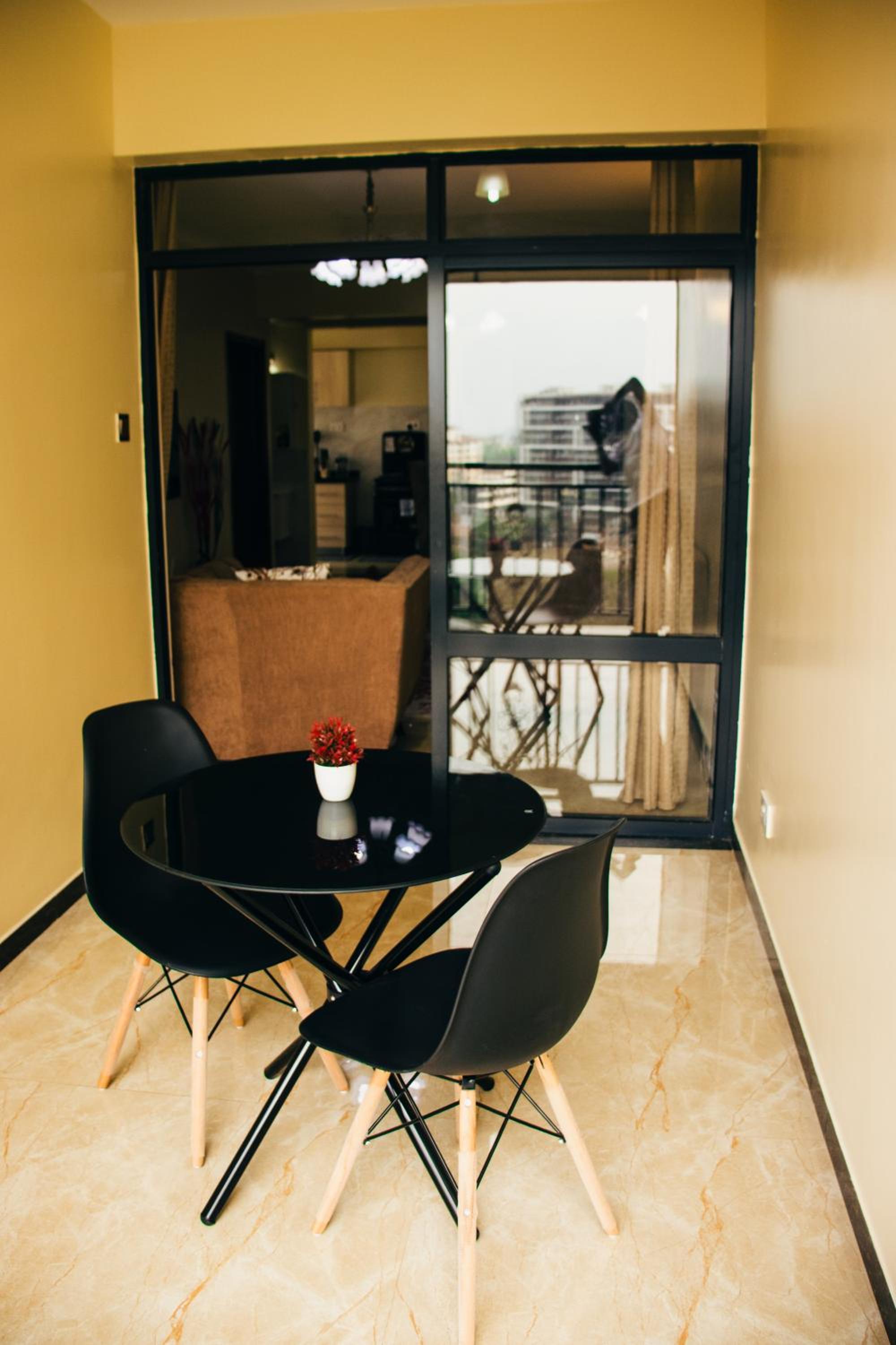 Furnished 2 bedroom apartment in Kilimani view 5
