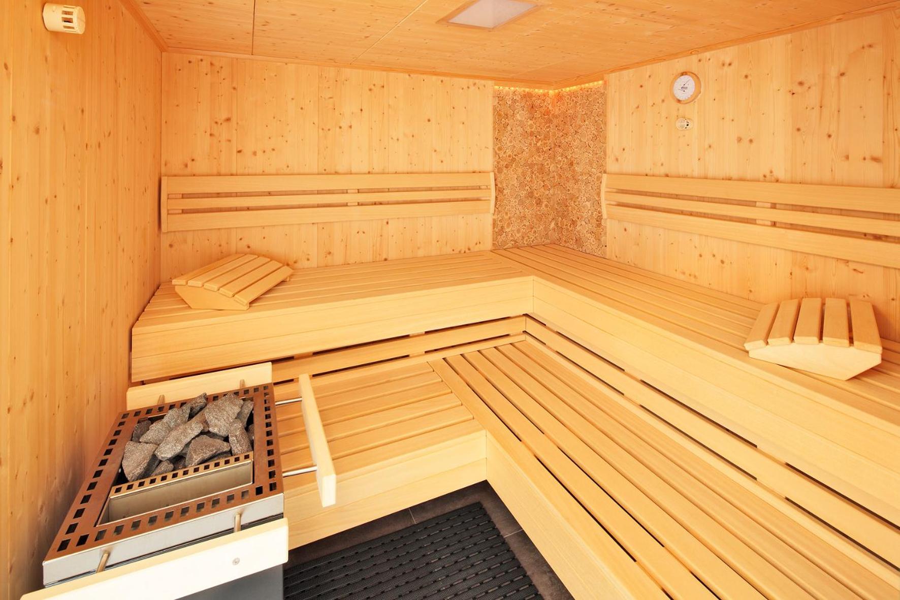 Residenz Markgraf 5 Sterne Ferienwohnung mit Saunahaus und Pool