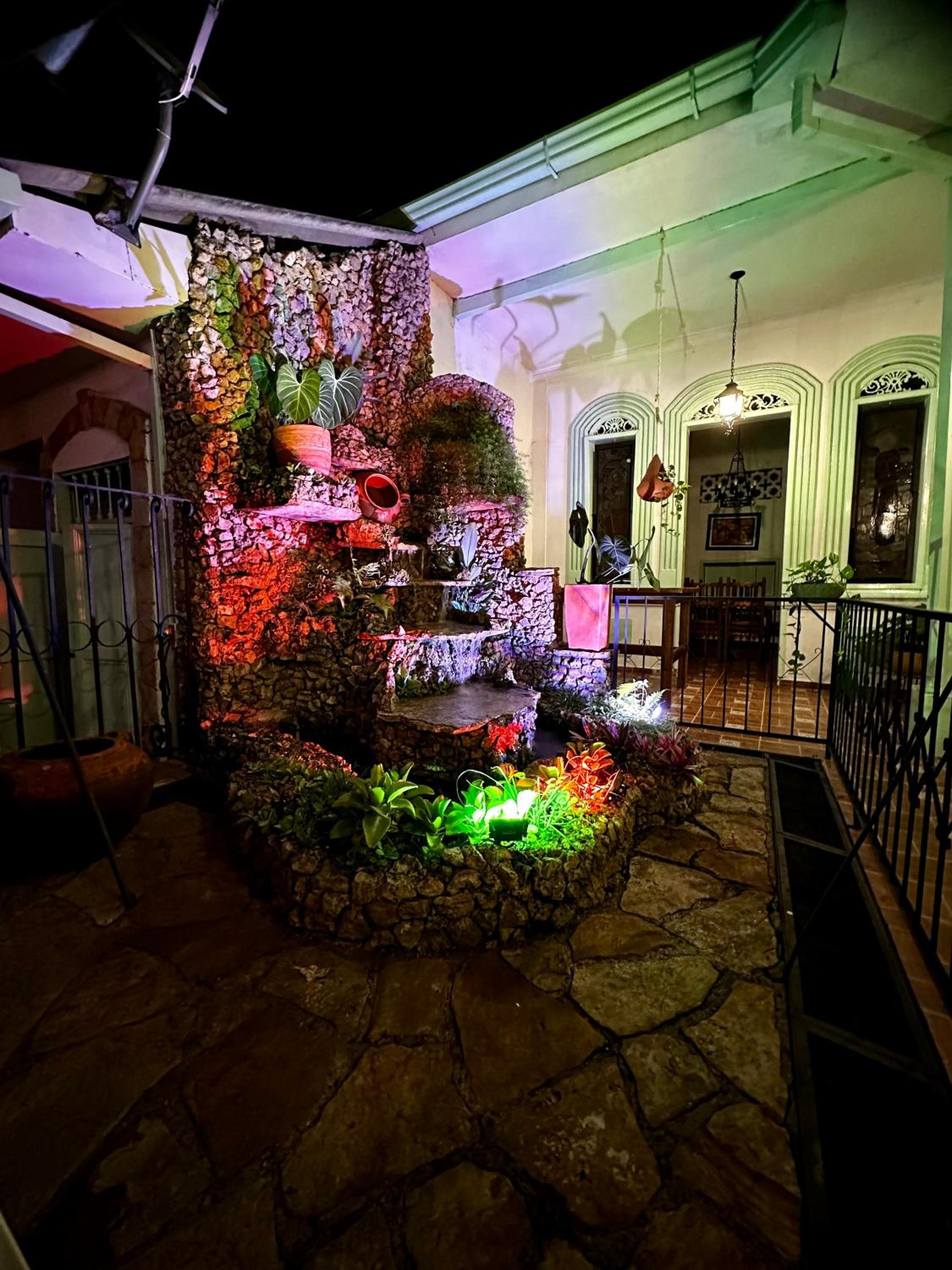 Sandalio Hostal Cali