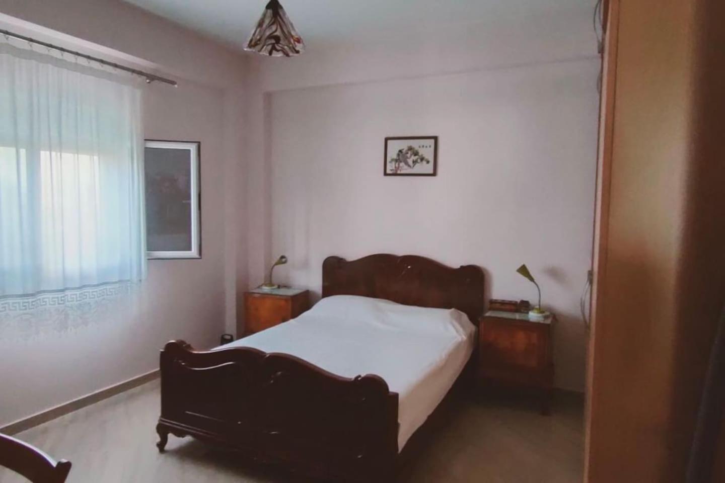 Casa con impronta vintage a Nartë