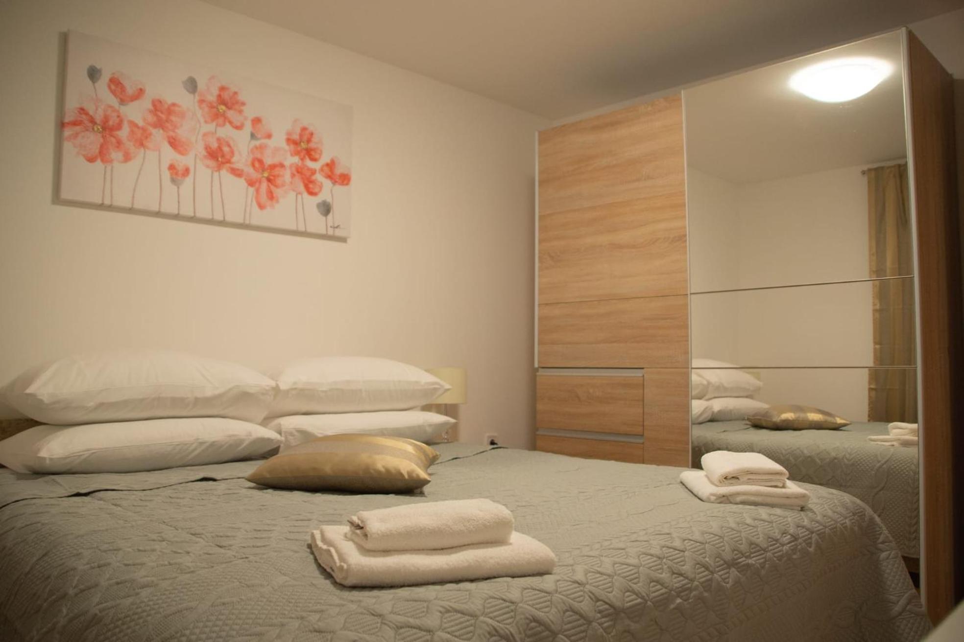 Cosy charming apartment near the Palace