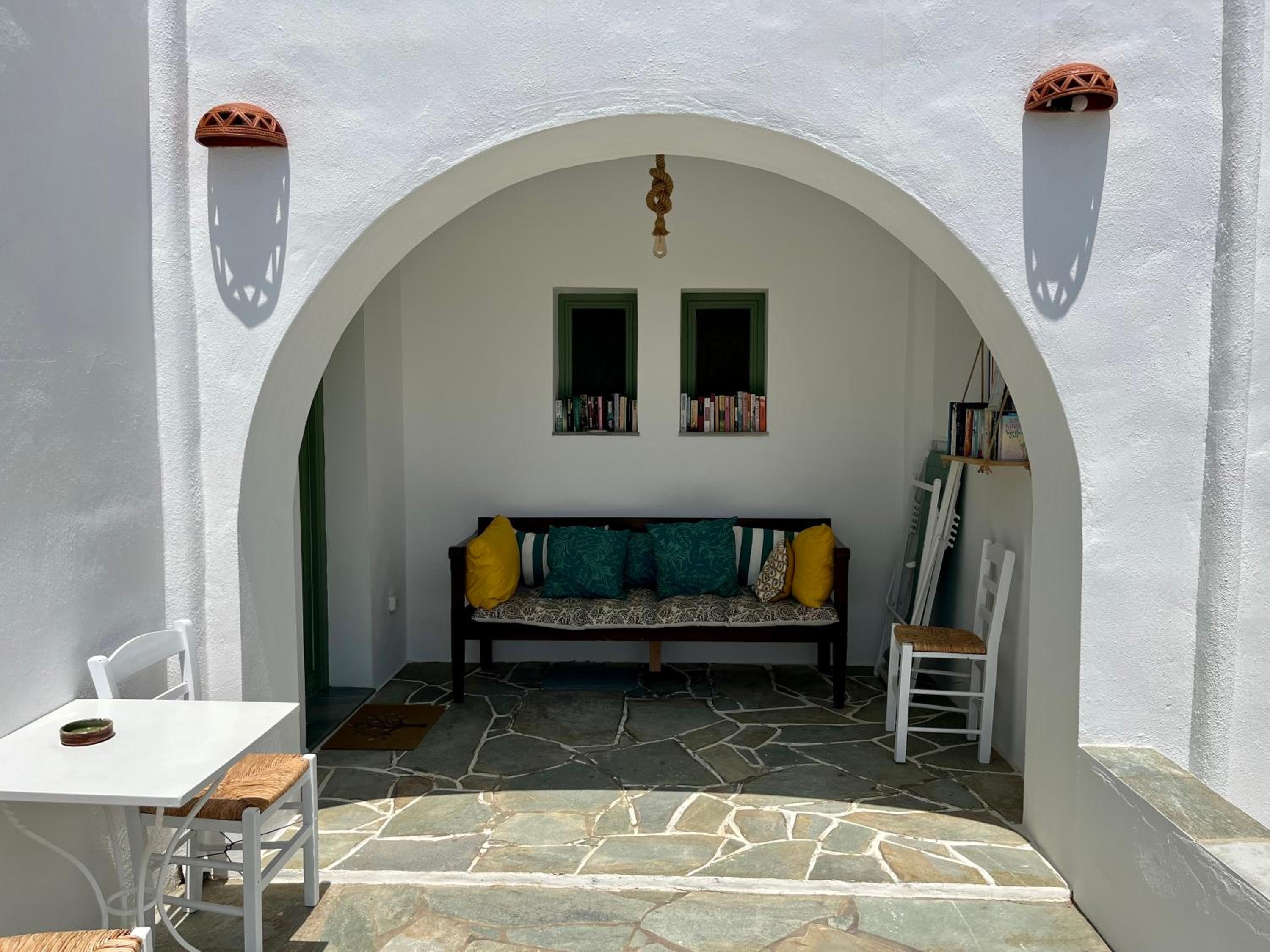 La Maison de Lilac-Luxurious Olive Grove apartments view 4