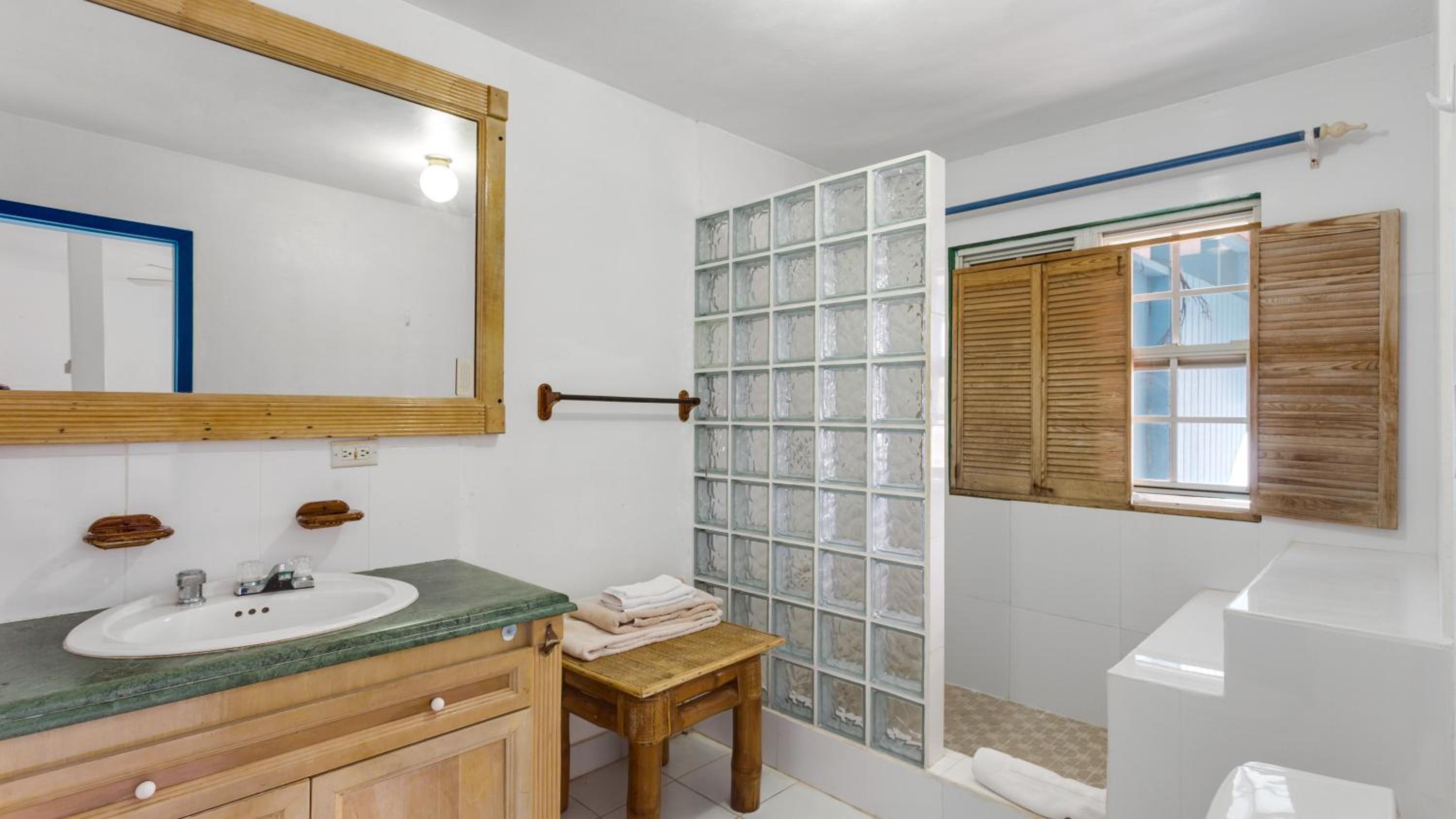 Edwards Guesthouse