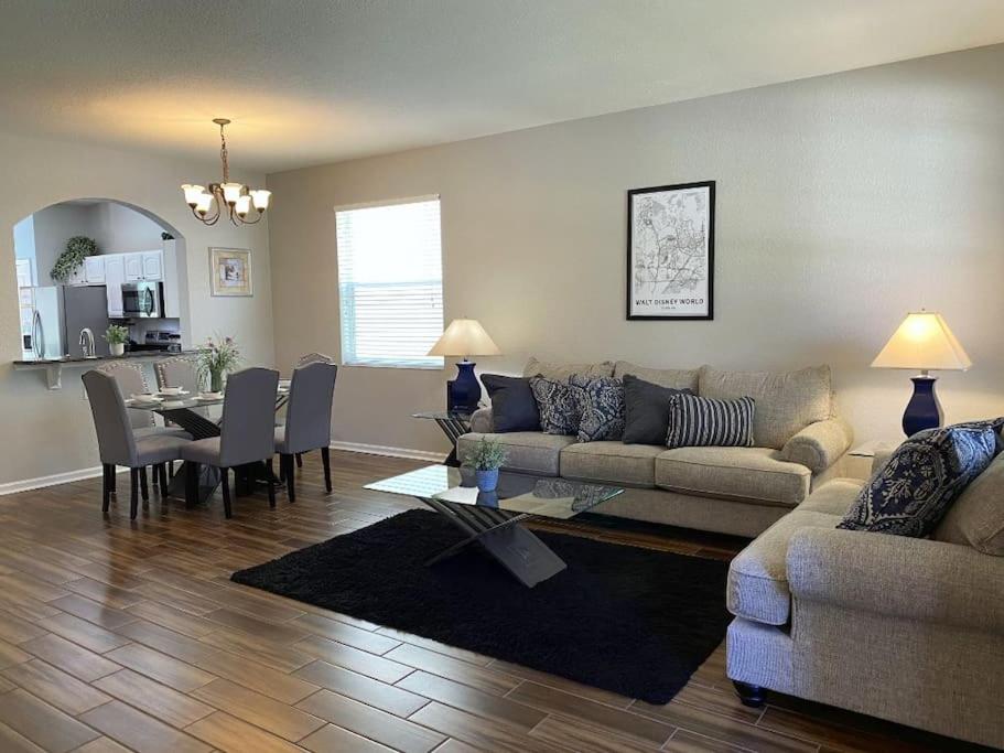 Amazing 6Bd Pool Spa Gm The Windsor Hills-2653DS