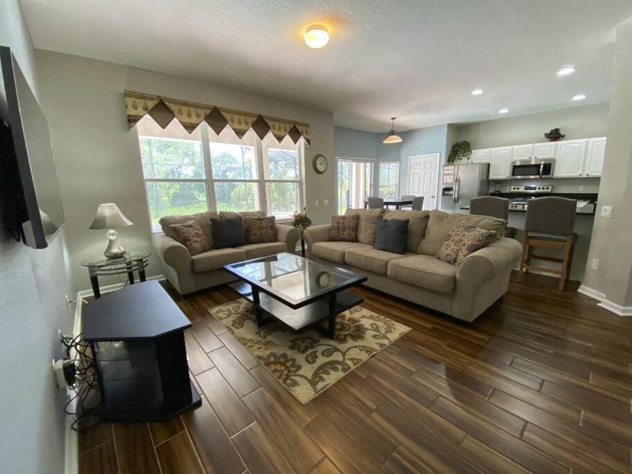 Amazing 6Bd Pool Spa Gm The Windsor Hills-2653DS