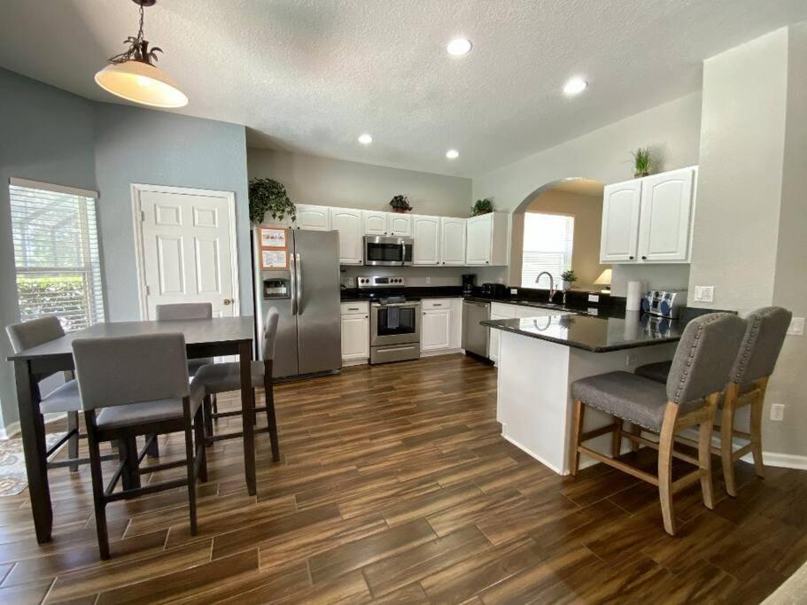 Amazing 6Bd Pool Spa Gm The Windsor Hills-2653DS