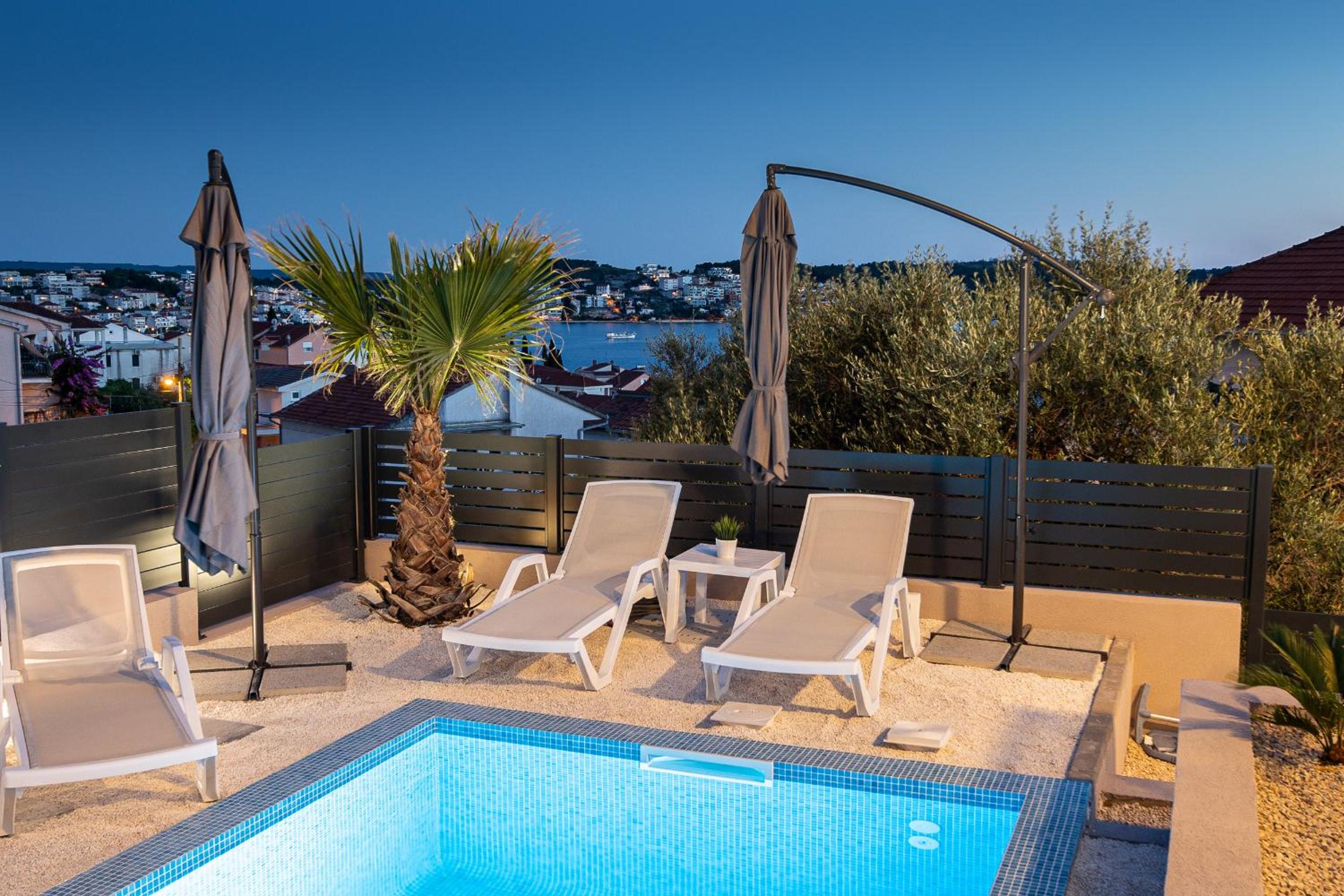 Adriatic Garden Apartments view 2