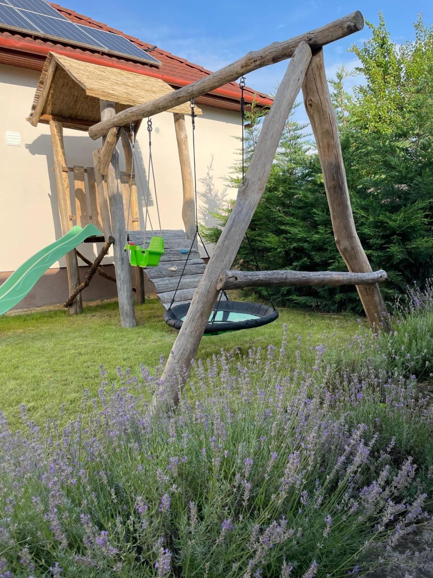 Lavender Garden Apartment