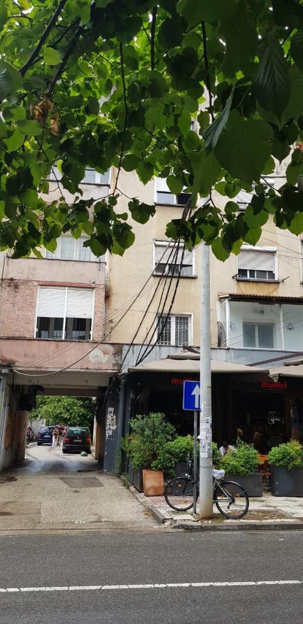 Alle's M Shyri studio apartment