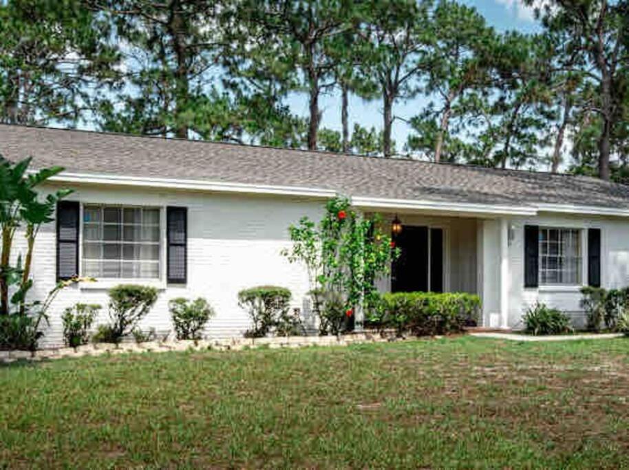 3bdr2bath home in Lutz close to Tampa, 20 min to Stadium, Airport