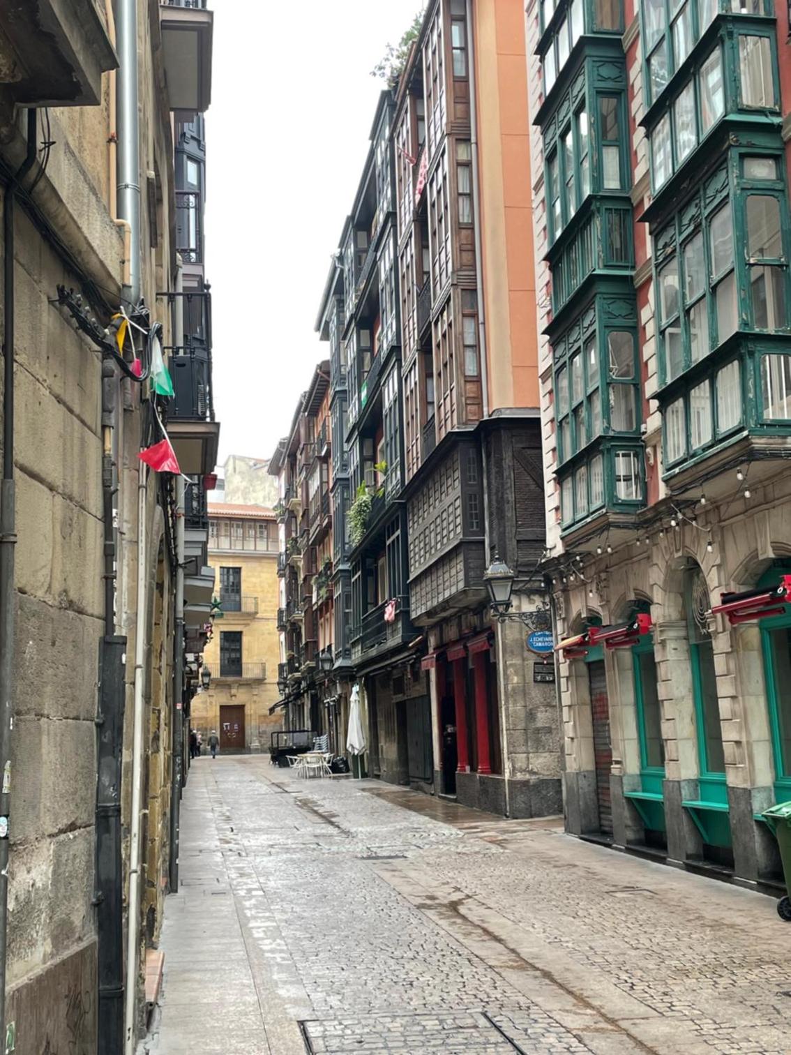 Old Town Palace (Casco Viejo Bilbao) EBI01877 view 2