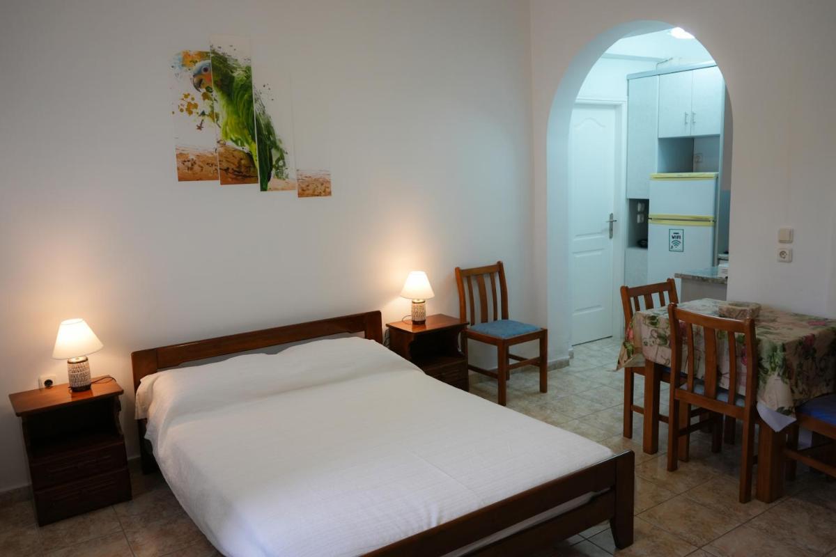 Green Parrot Apartments view 5