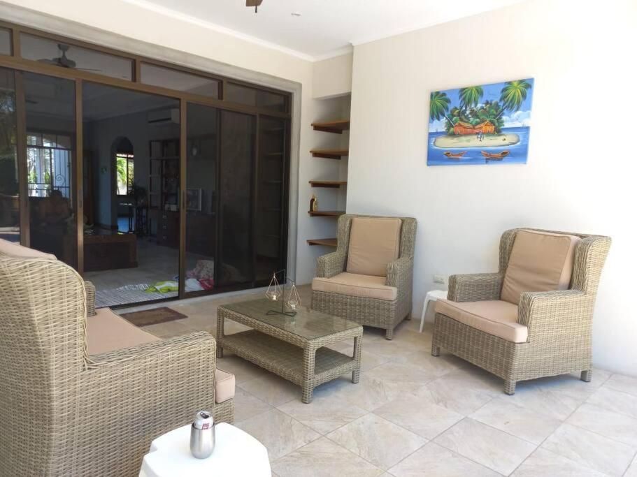 Casa Famari at Playa Bejuco