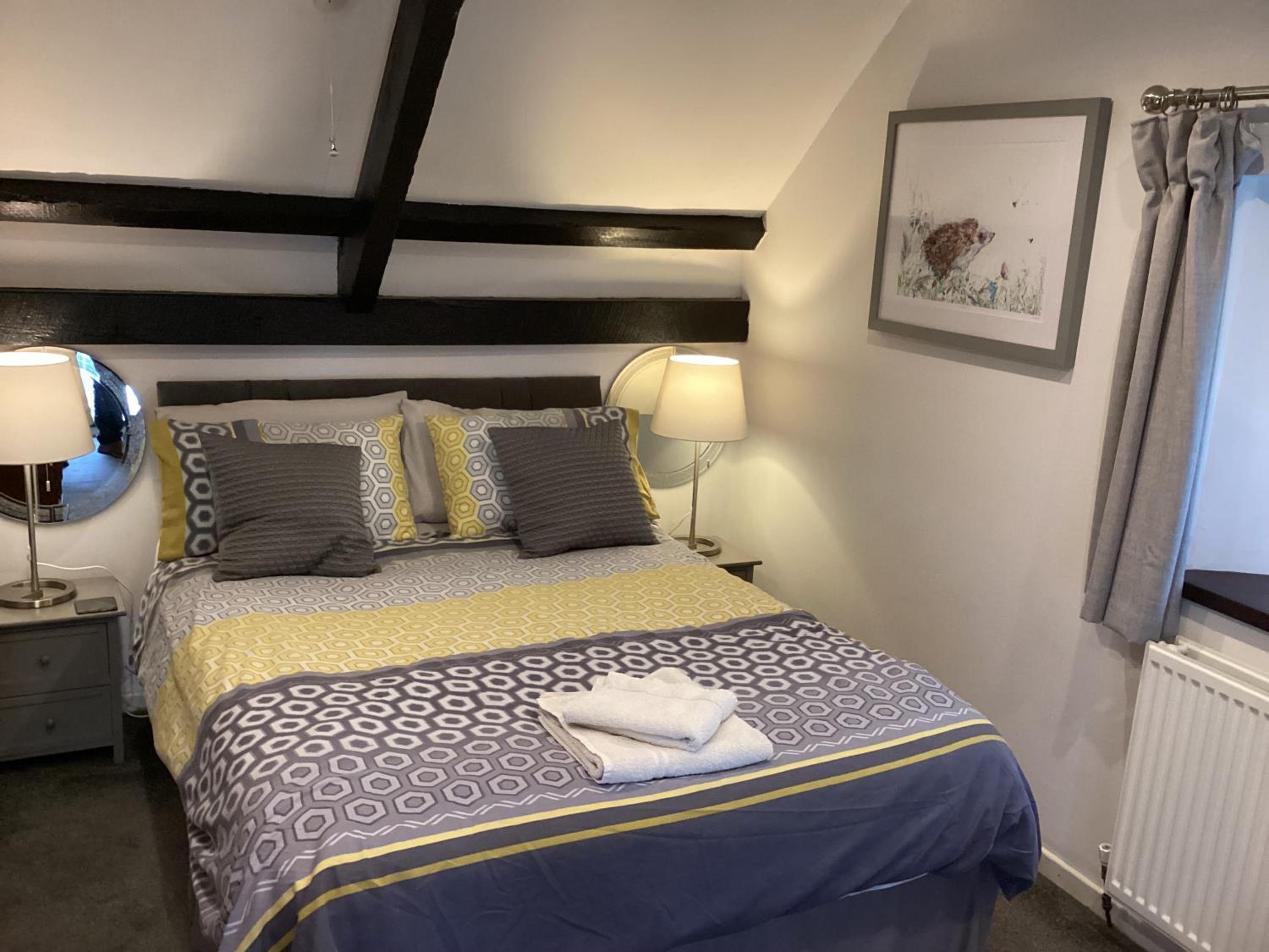 Y Bwythyn - Lovely cottage in village of Spittal