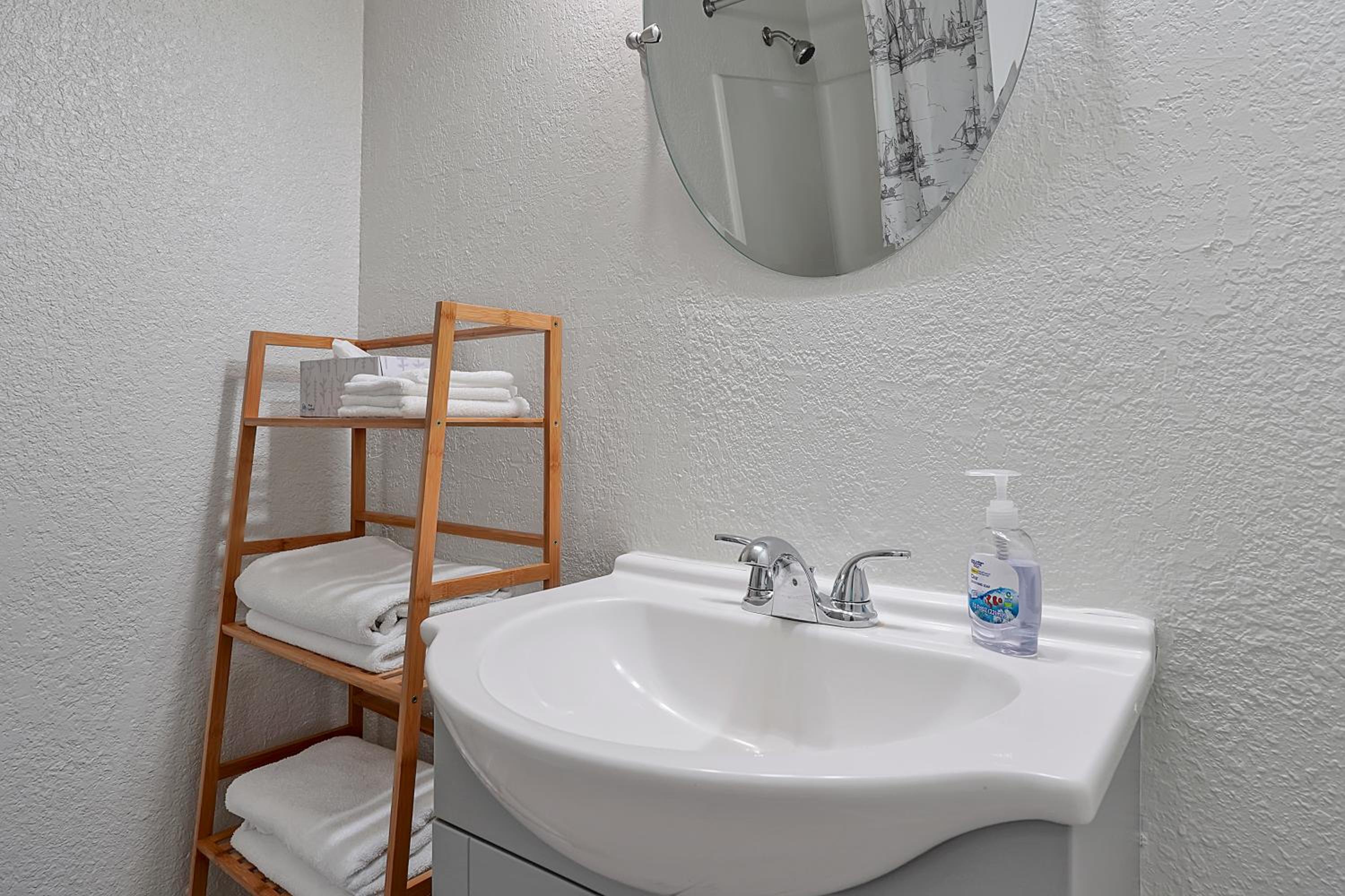 Cozy Condo on International Dr. Near Universal Studios