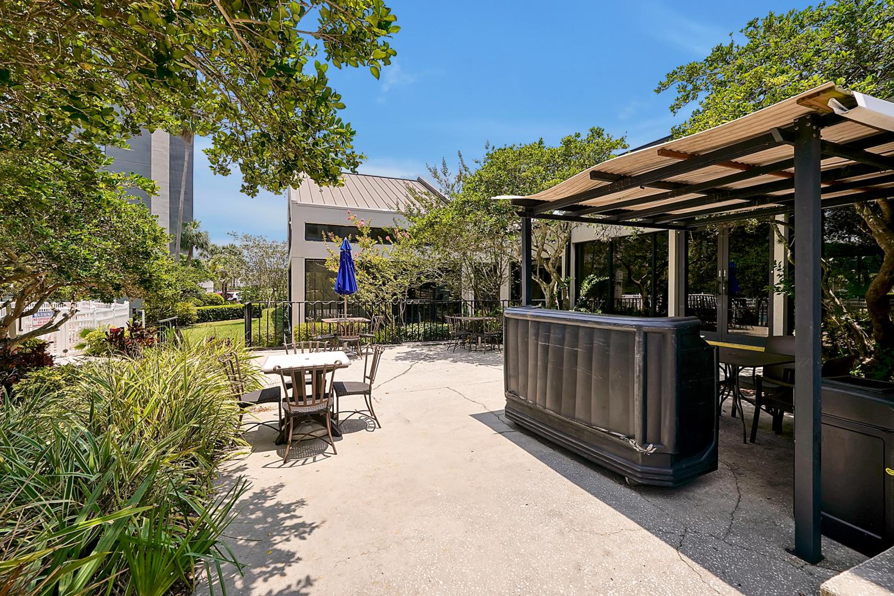Cozy Condo on International Dr. Near Universal Studios