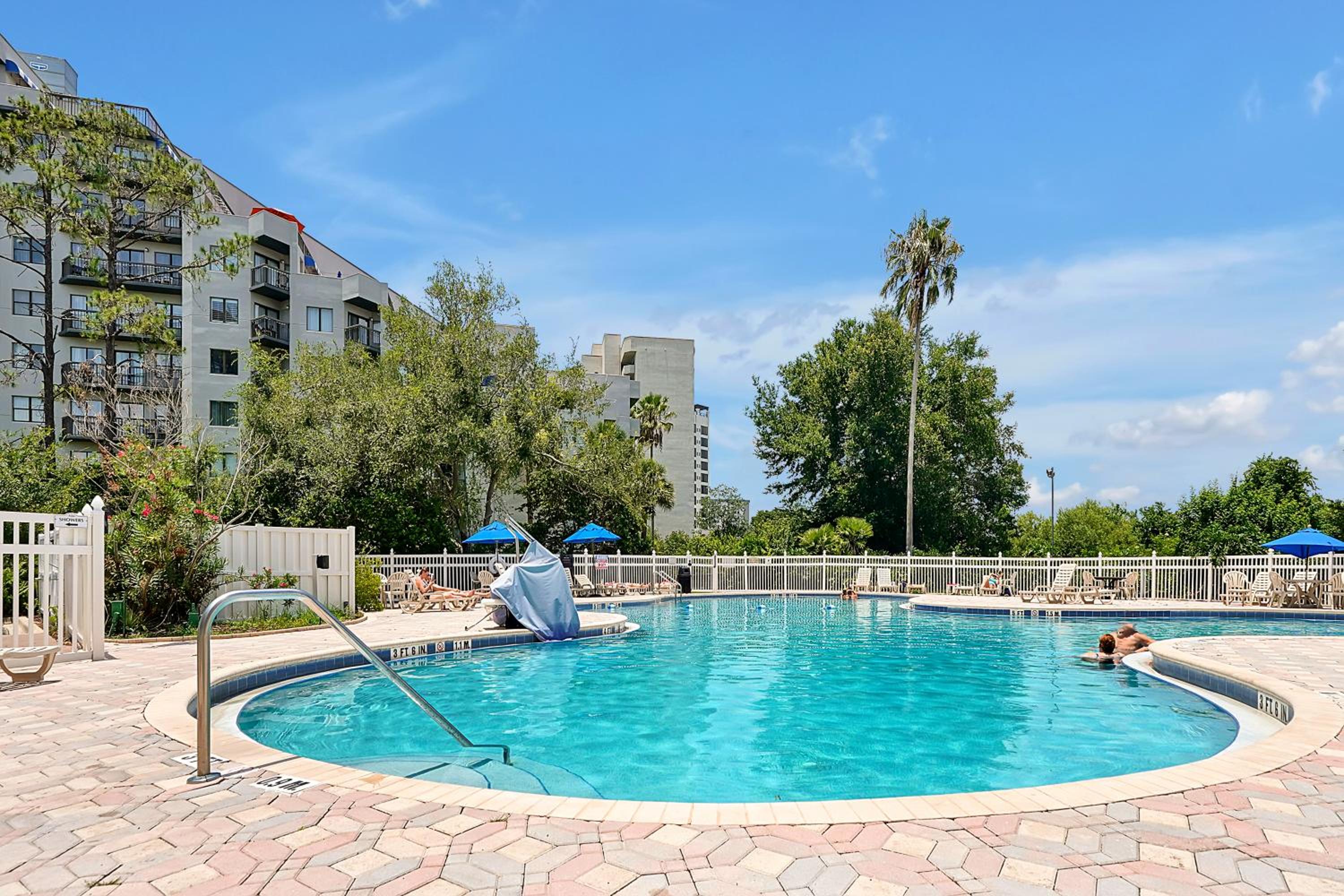 Cozy Condo on International Dr. Near Universal Studios