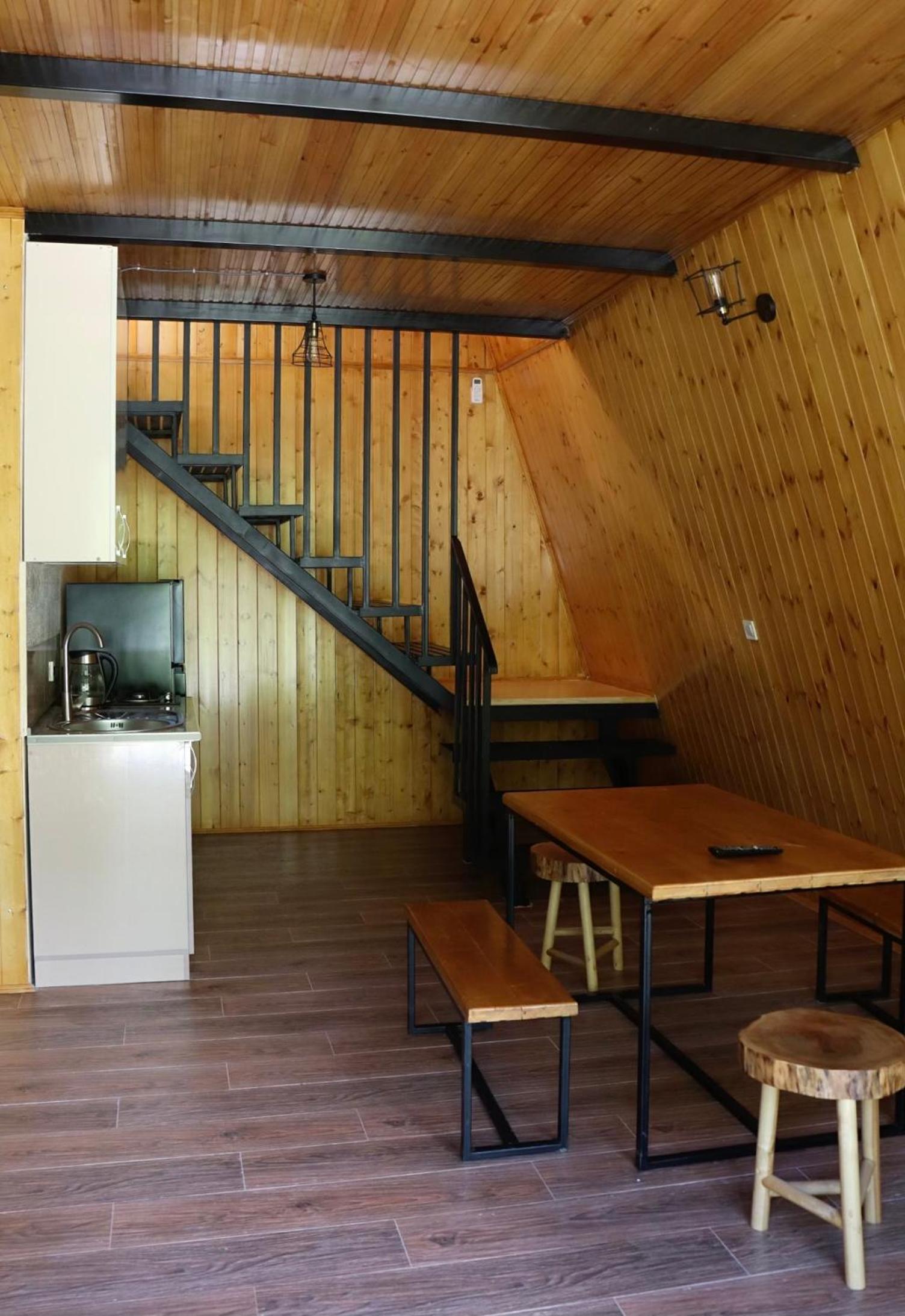 Diamond Cottages