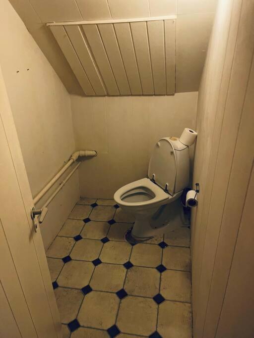Photo 8