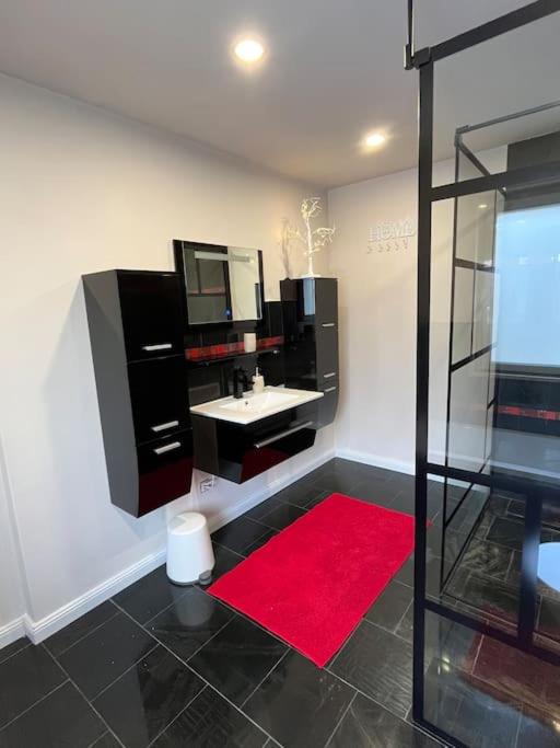 Exklusive Ferienwohnung mit 3 Schlafzimmern und 2 Bädern!
