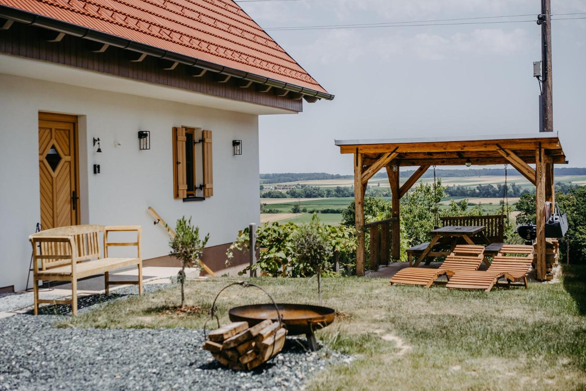 Weinberg Chalet Kokumandl