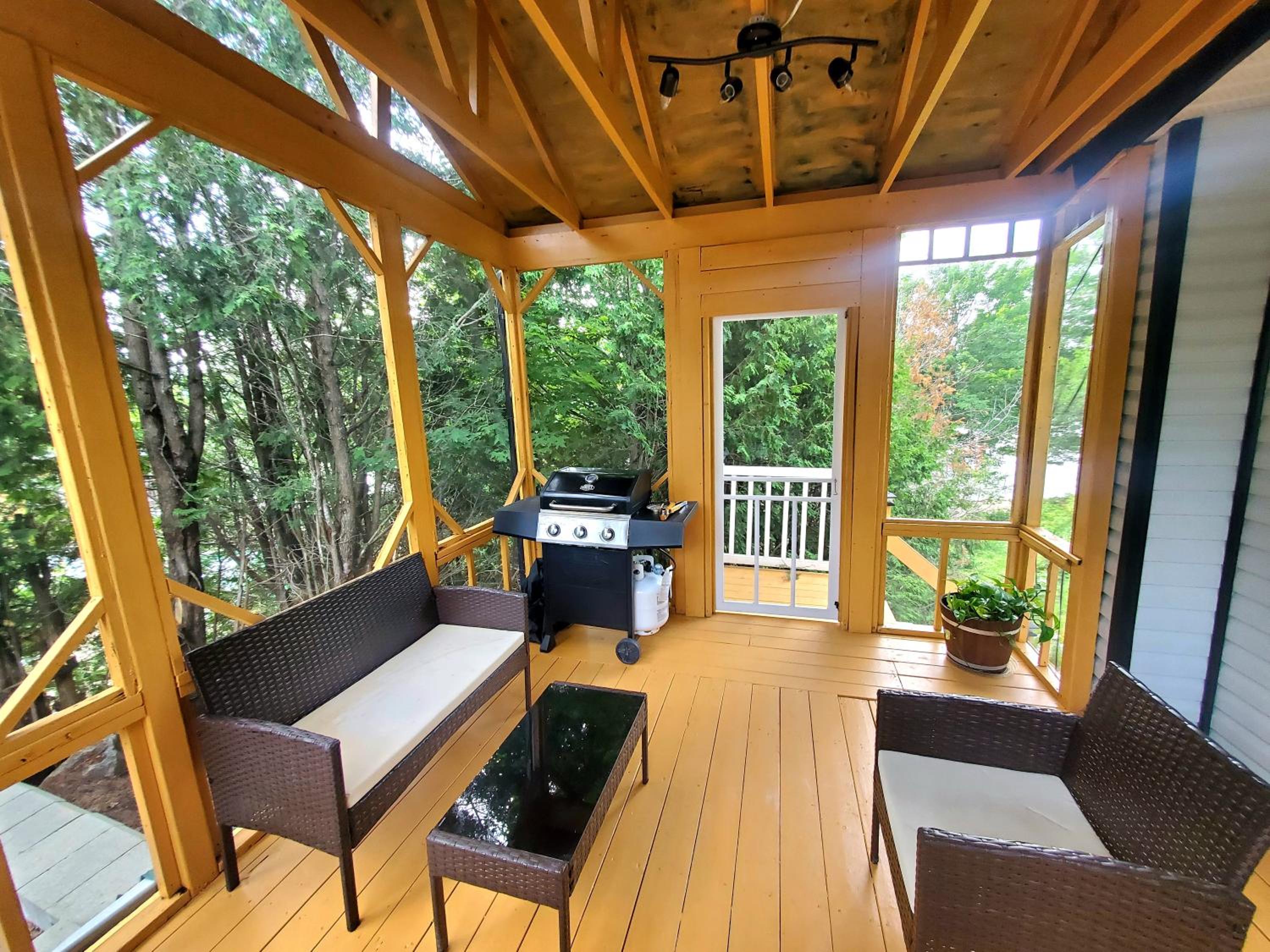 Hotel Chalet familial, vue sur le lac - Image 1