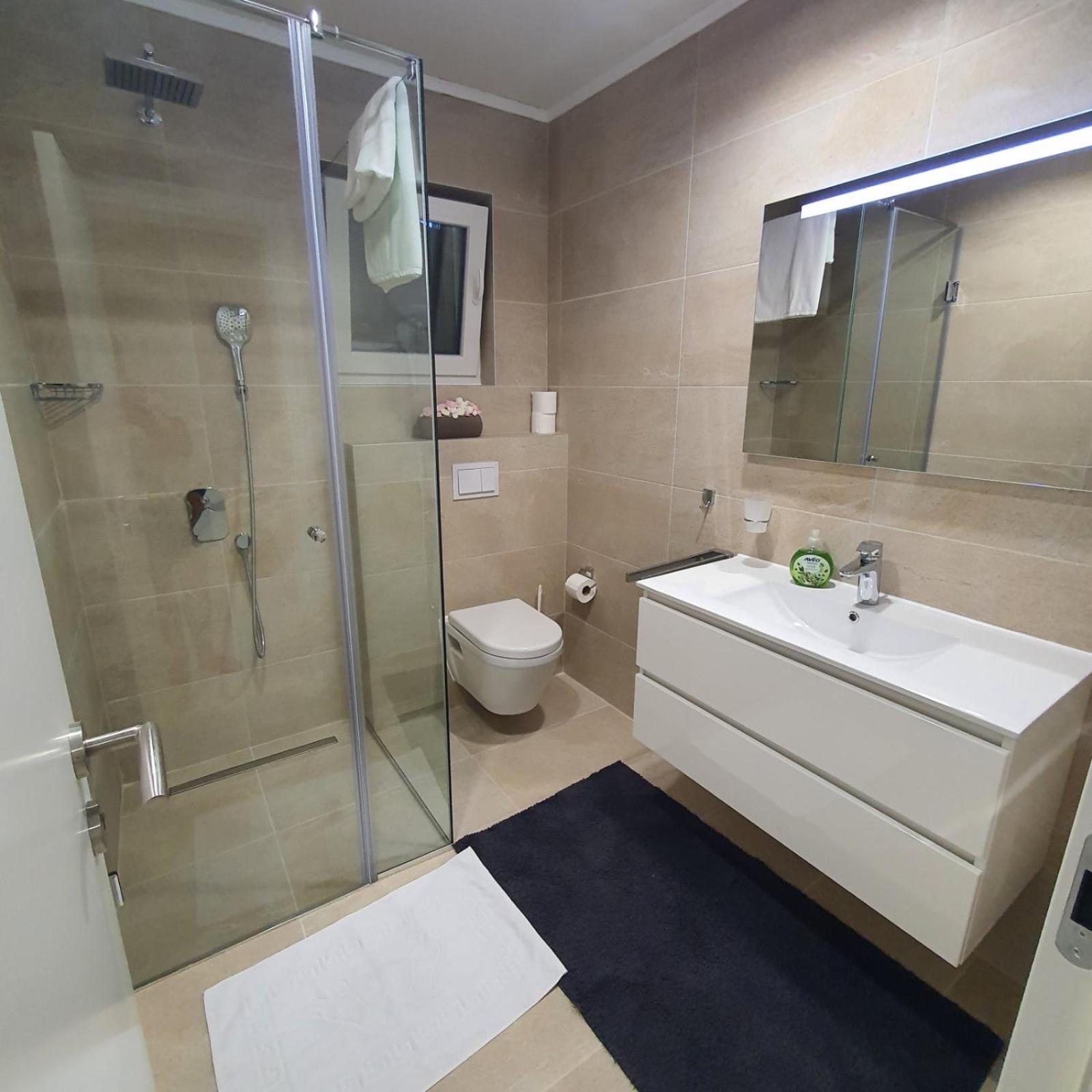Apartmani Datea