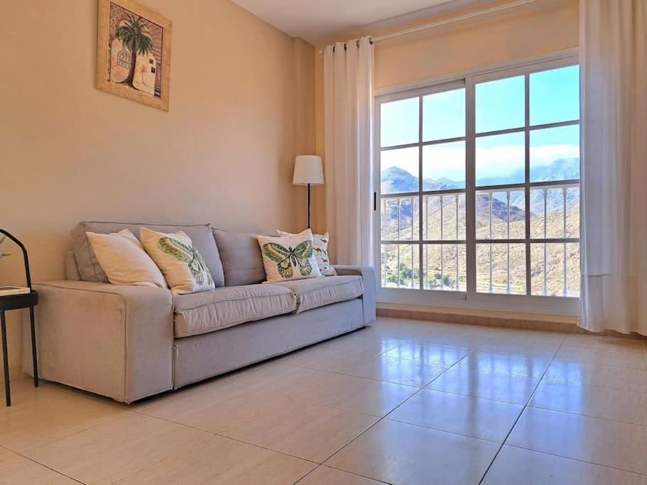 Las Teresitas Apartment