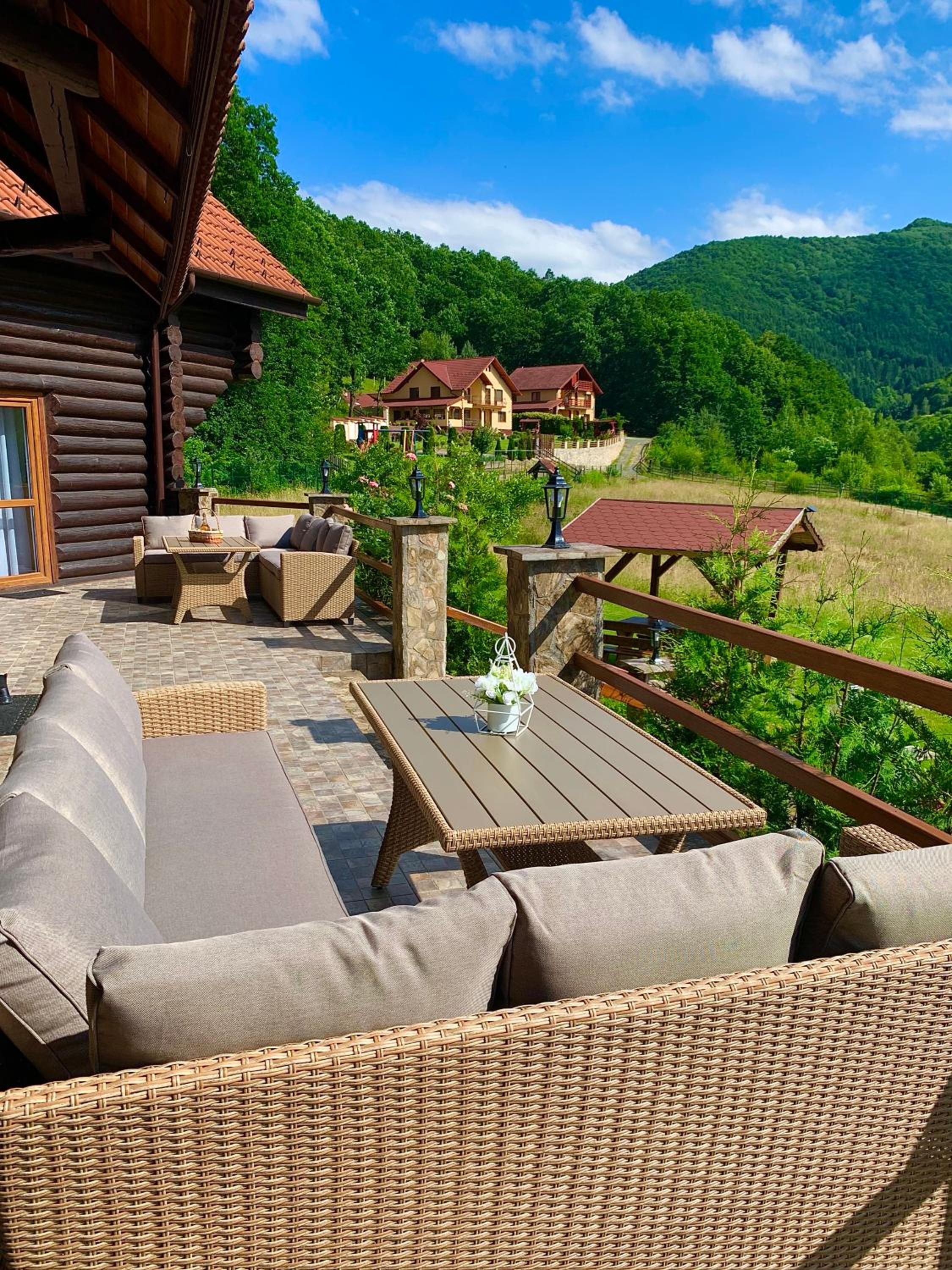 Rustic Cottage