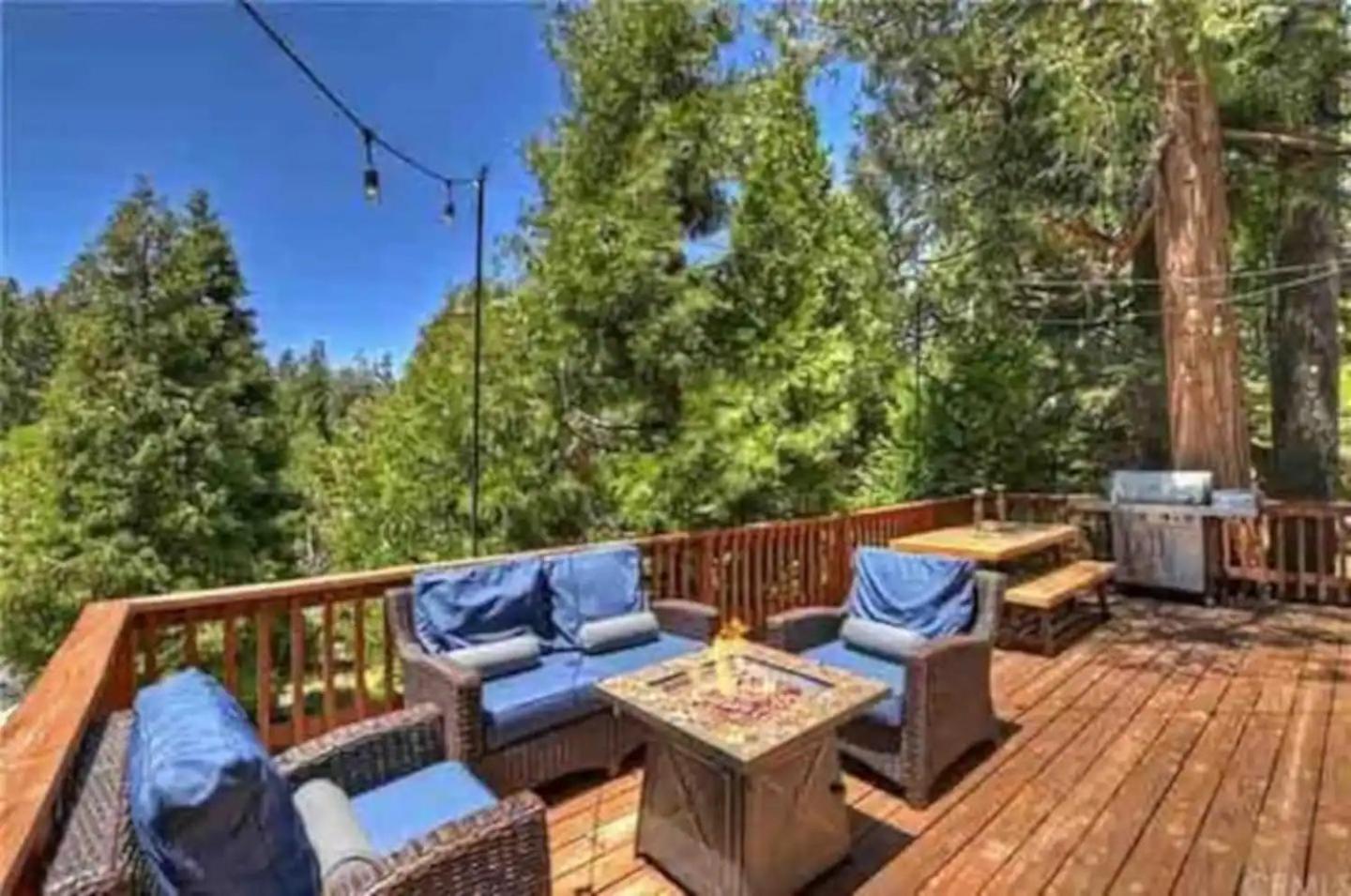 Walk 2 Village, Relax on Deck, Cool w/AC! view 4
