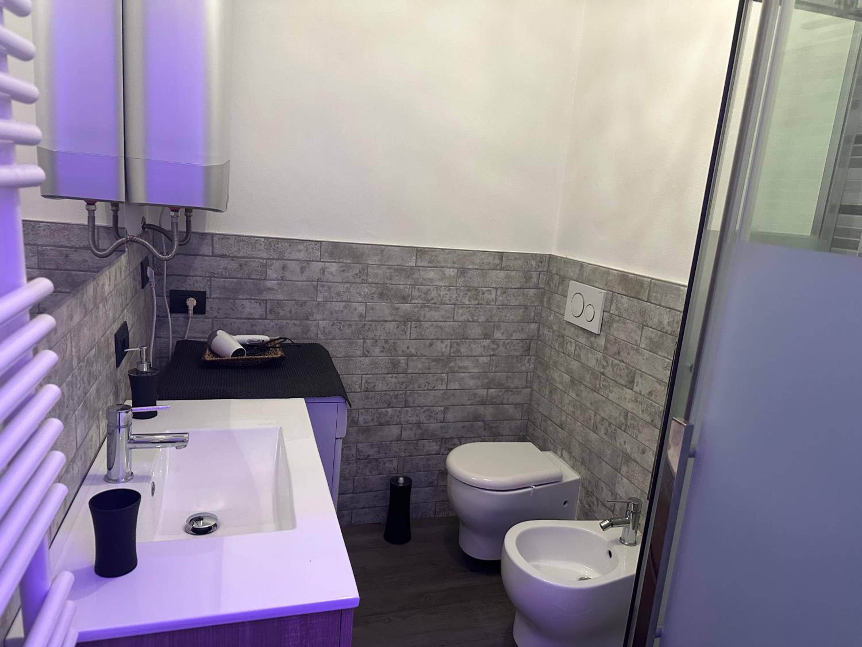 FEEL - Vivid Apartment view 4