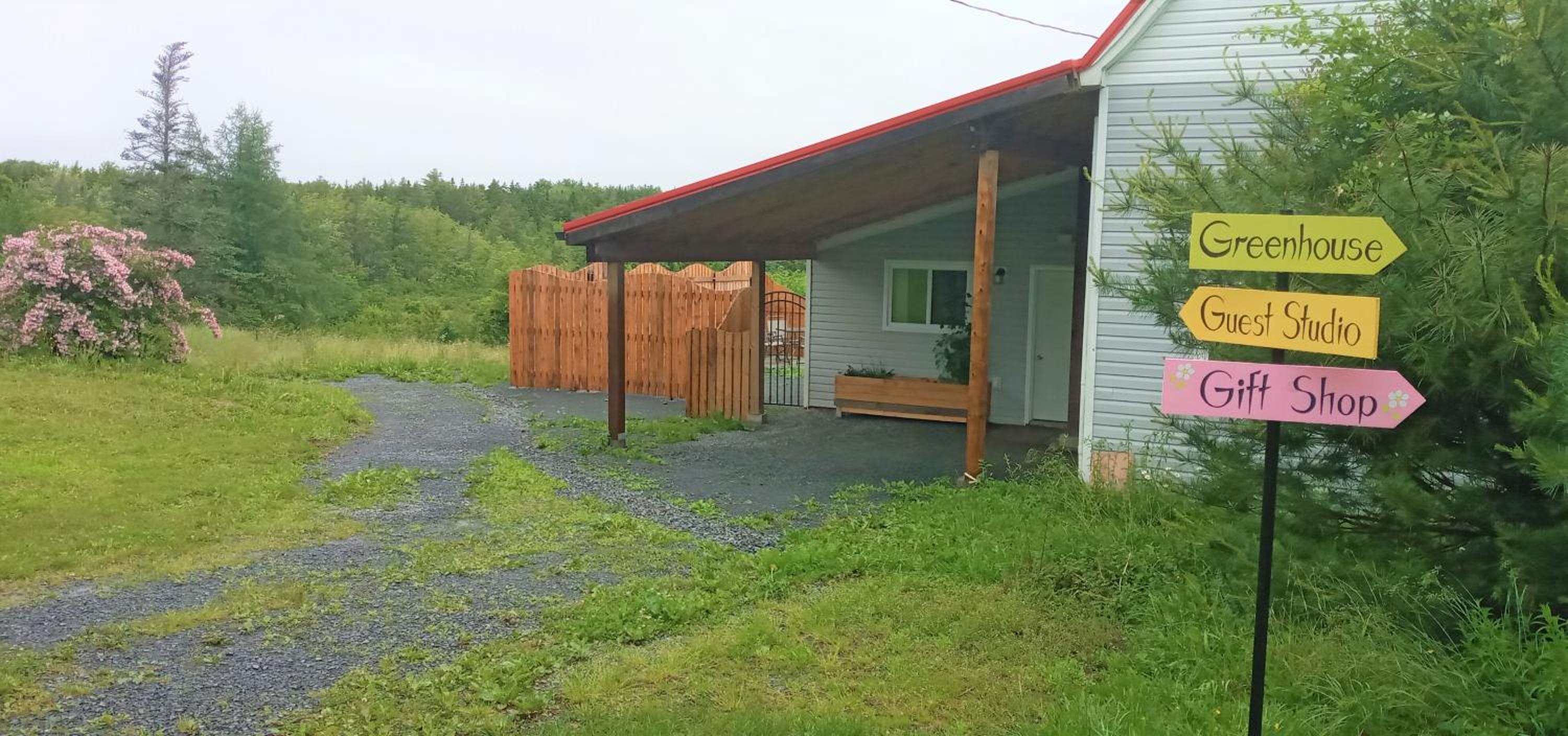 Red Roof Bed & Breakfast