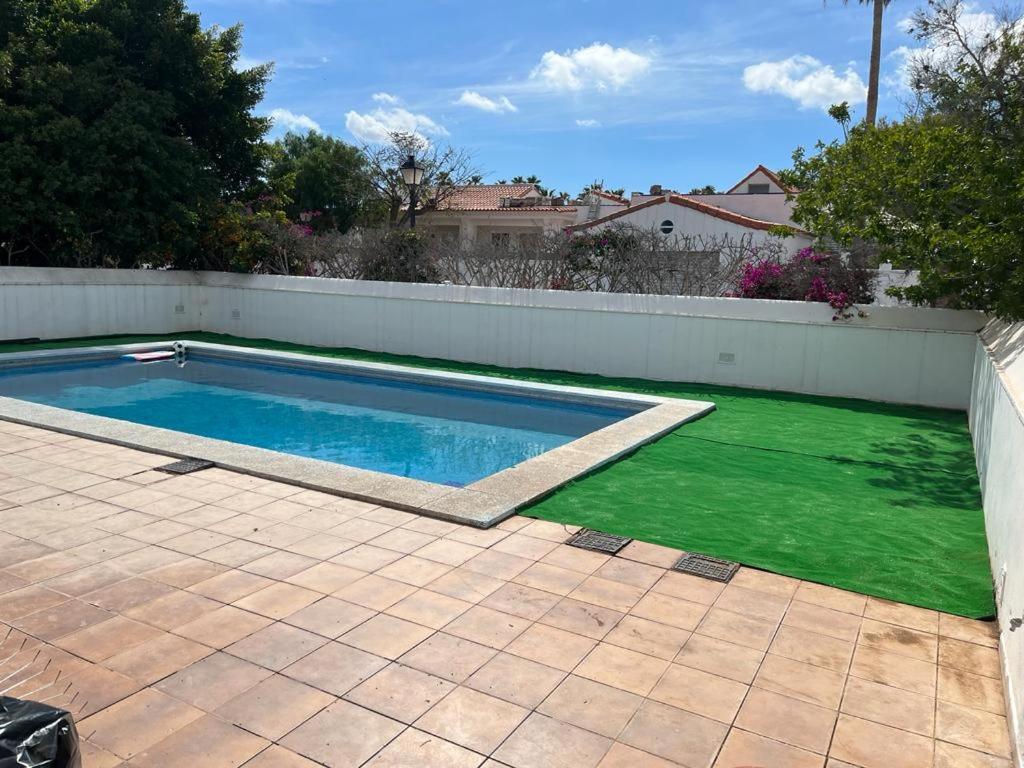 Exclusively located Golf Villa with heated pool view 5