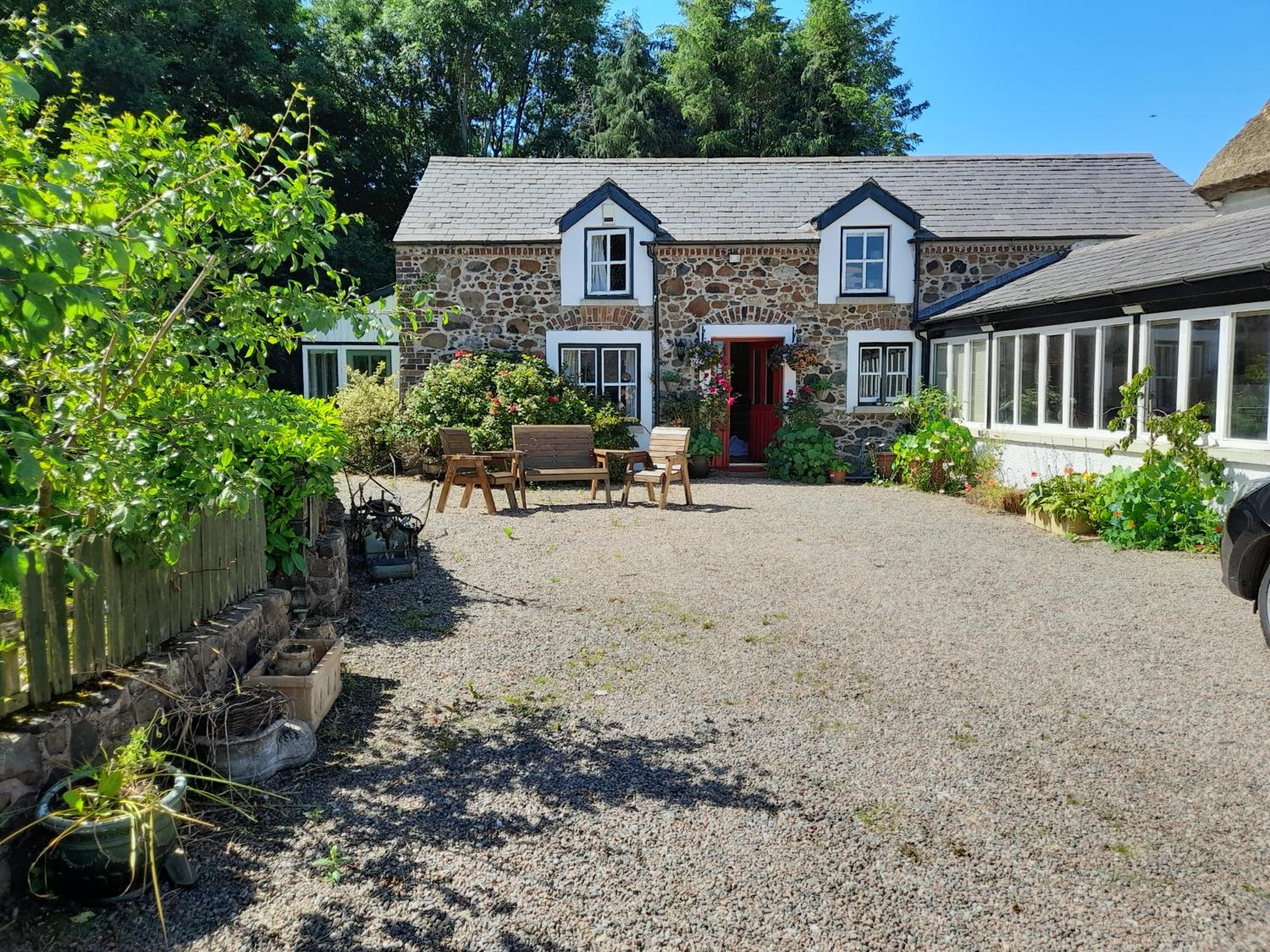 Moira Cottages at Berwickhall Sleeps 8