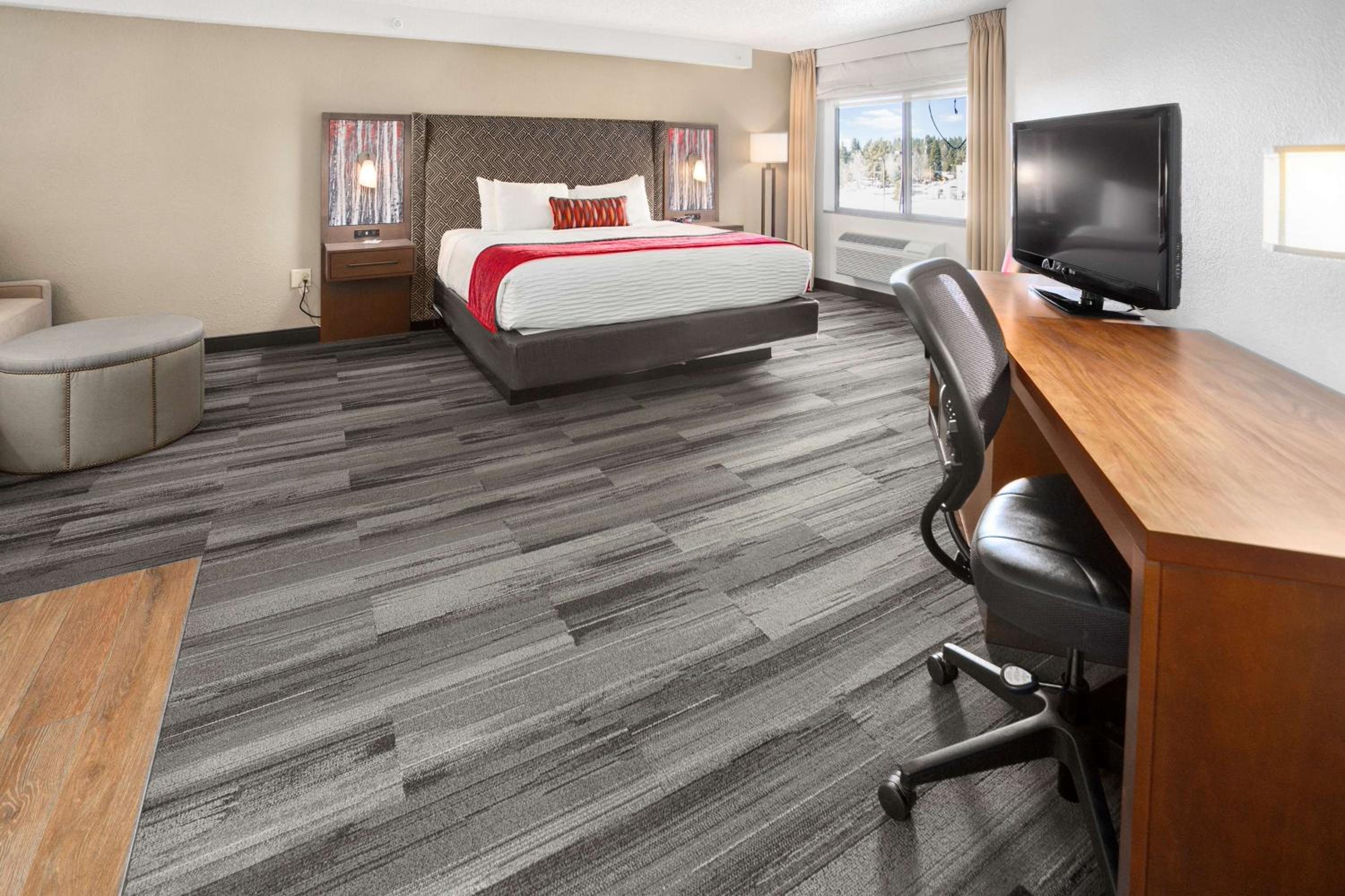 Mccall Vacations - Best Western Plus McCall Lodge and Suites - Property Image 4