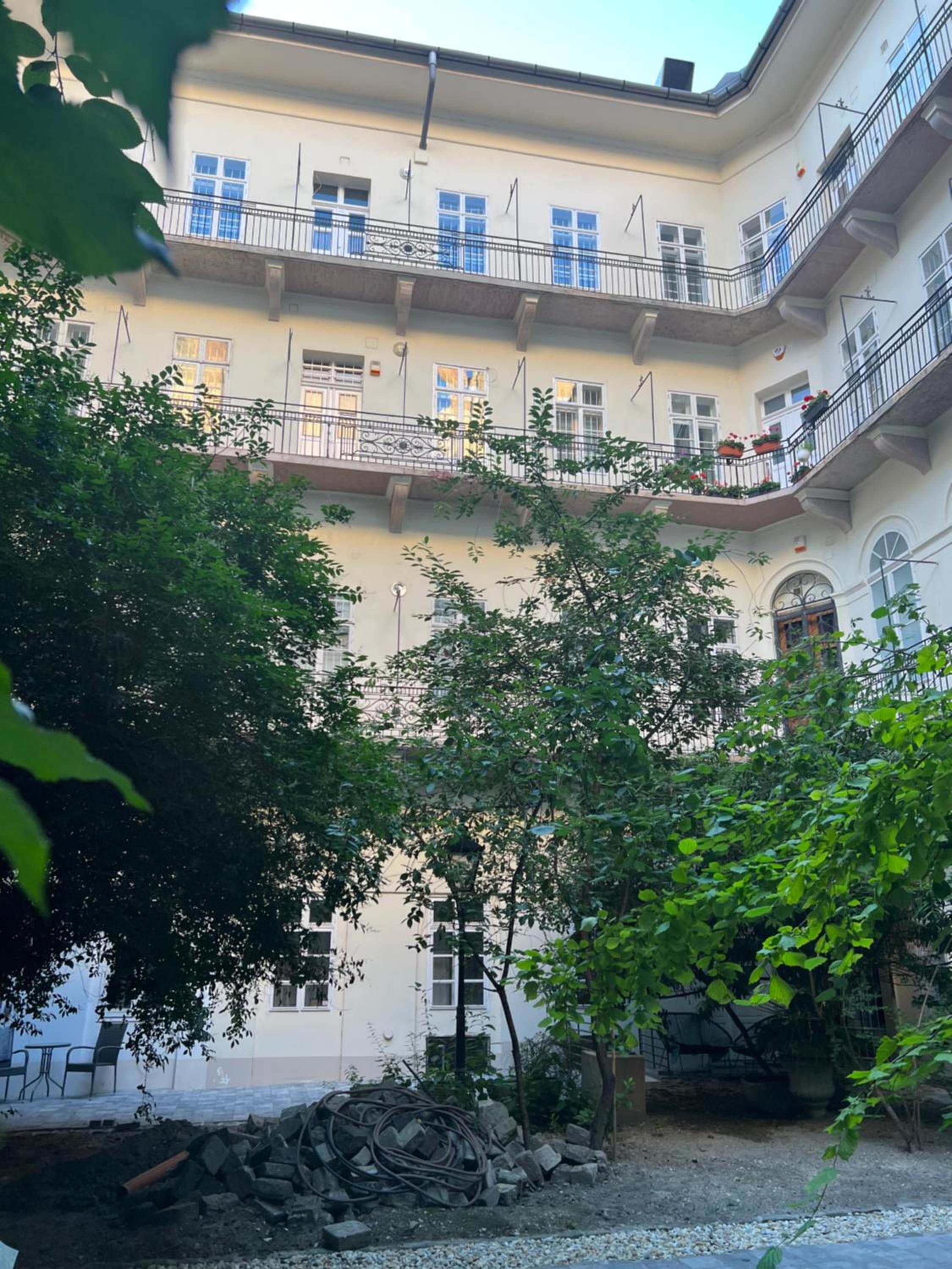 Sweet Apartment